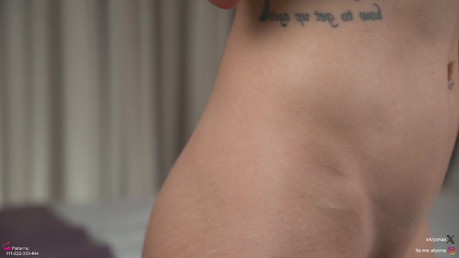 Gallery image thumbnail from AlyonaQueenX's myfreecams stream on, 12/25/2025, 03:27 image 12 of 20