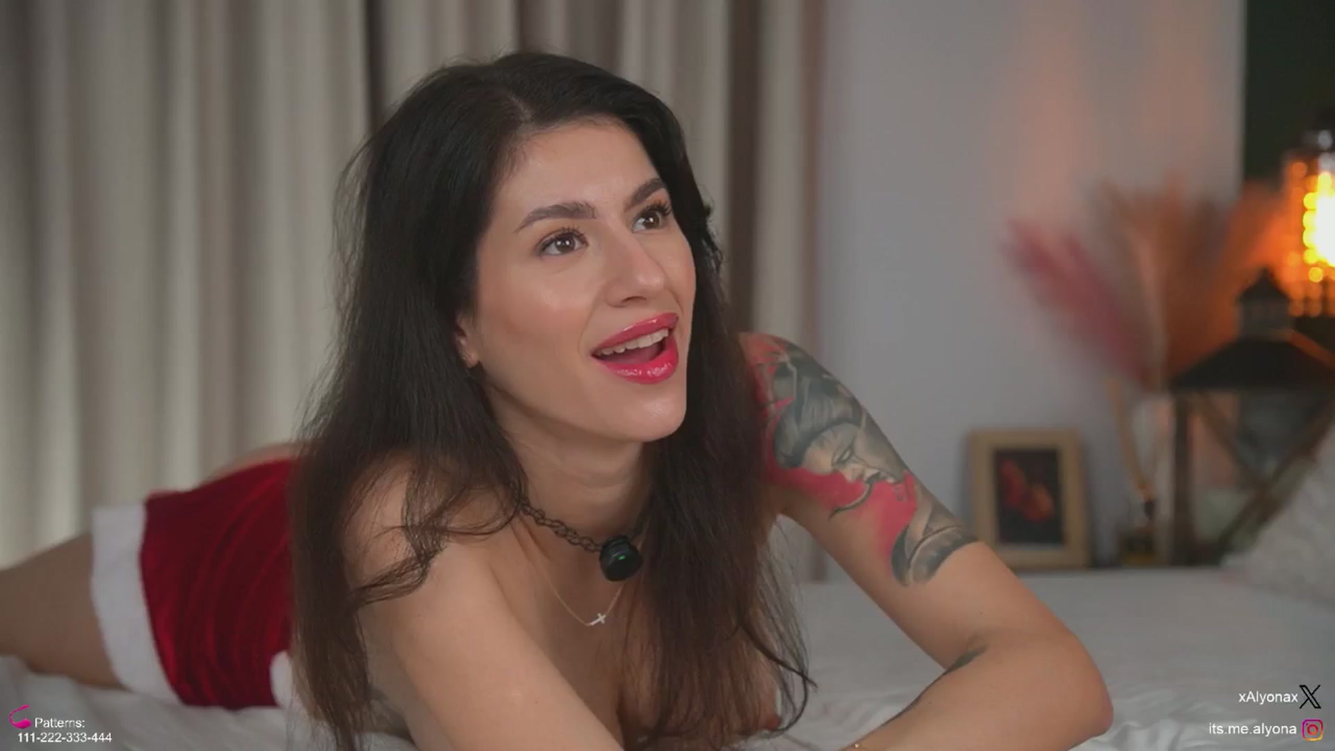 Gallery image thumbnail from AlyonaQueenX's myfreecams stream on, 12/26/2025, 02:08 image 5 of 20