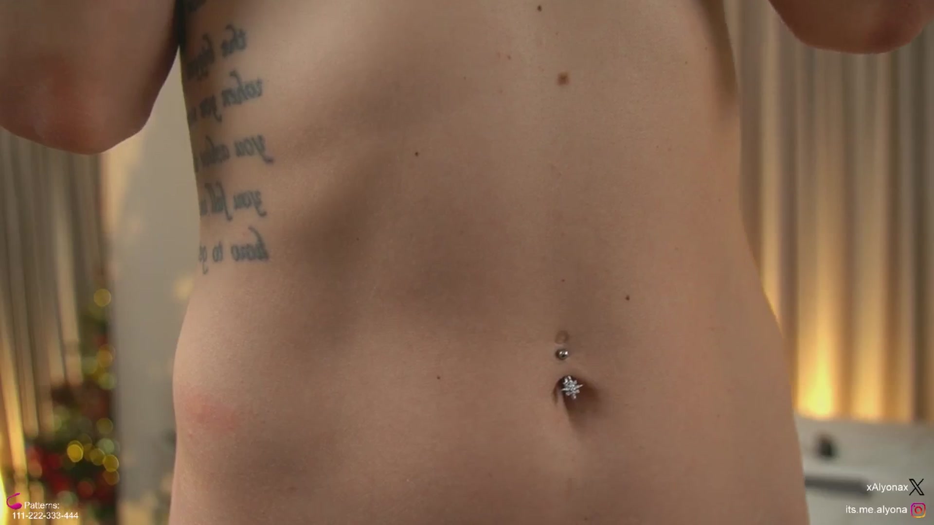 Gallery image thumbnail from AlyonaQueenX's myfreecams stream on, 12/30/2025, 02:31 image 16 of 20