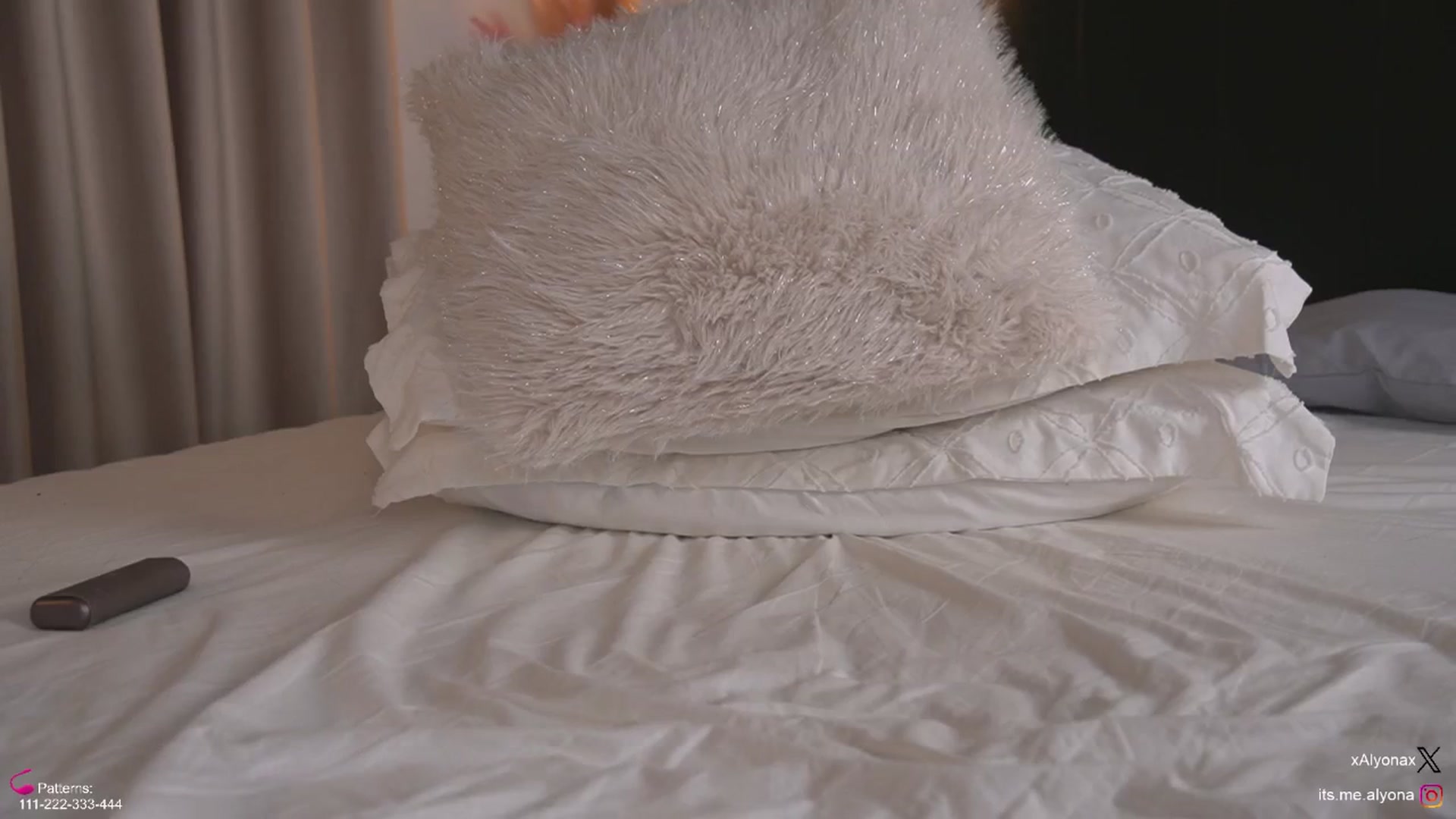 Gallery image thumbnail from AlyonaQueenX's myfreecams stream on, 01/14/2026, 24:57 image 13 of 20
