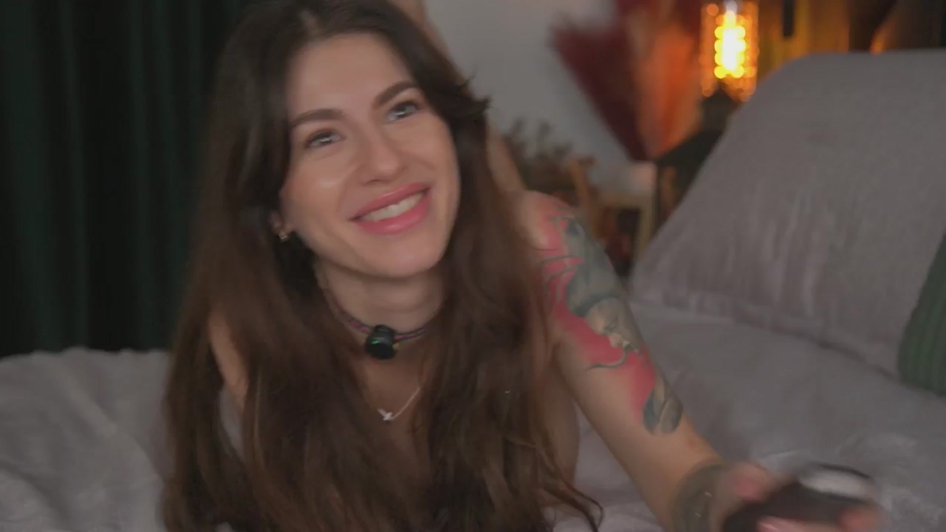 Gallery image thumbnail from AlyonaQueenX's myfreecams stream on, 02/24/2026, 03:29 image 18 of 20