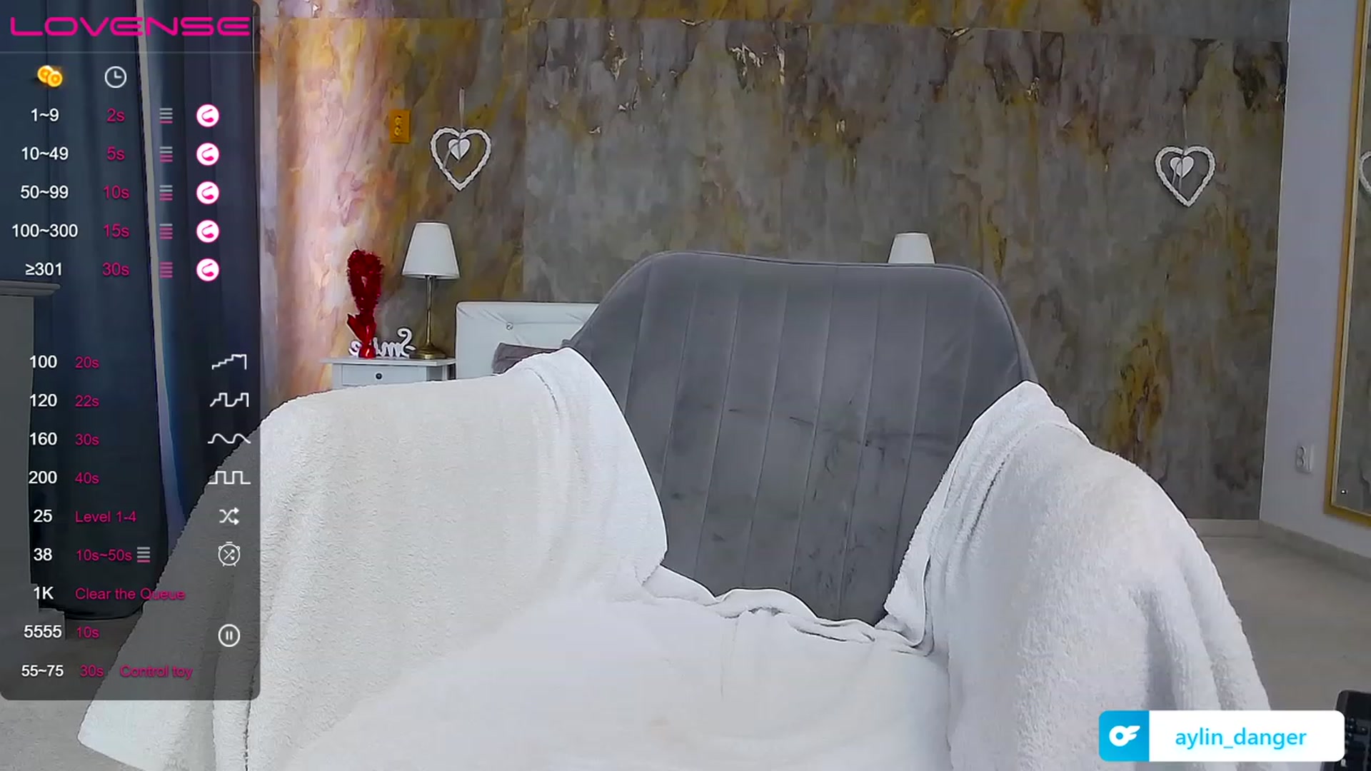 Gallery image thumbnail from AlysaDiamond's myfreecams stream on, 05/11/2023, 12:48 image 5 of 20