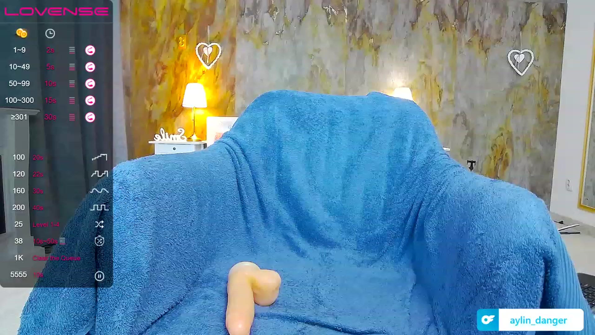 Gallery image thumbnail from AlysaDiamond's myfreecams stream on, 05/17/2023, 16:21 image 20 of 20