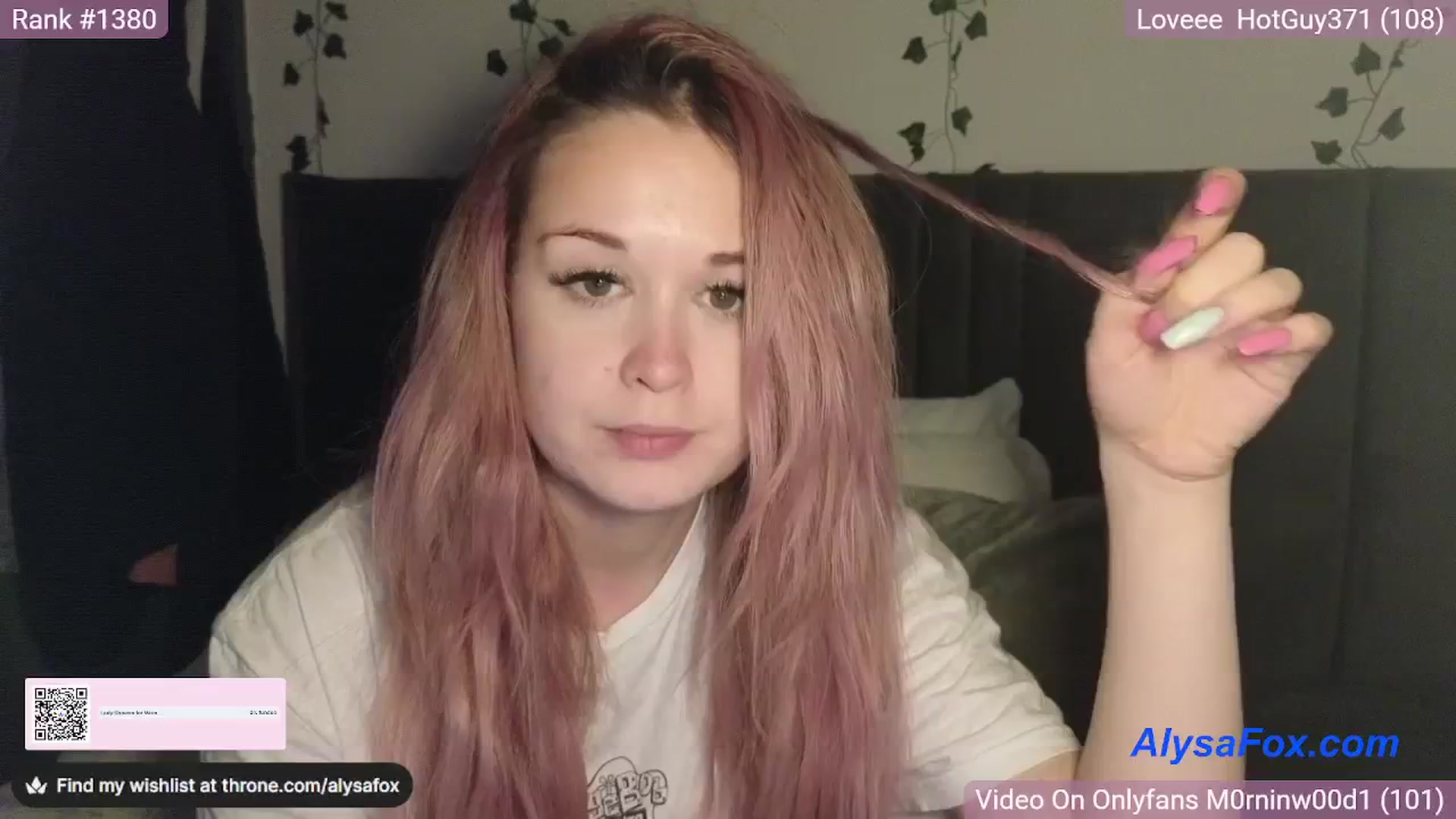 Gallery image thumbnail from AlysaFoxUK's myfreecams stream on, 03/24/2025, 24:42 image 17 of 20