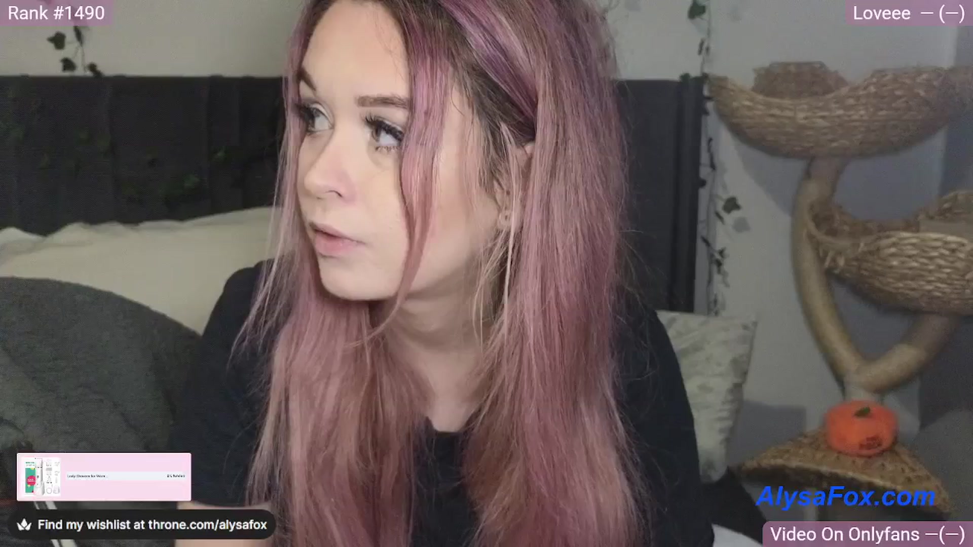 Gallery image thumbnail from AlysaFoxUK's myfreecams stream on, 03/25/2025, 23:34 image 11 of 20