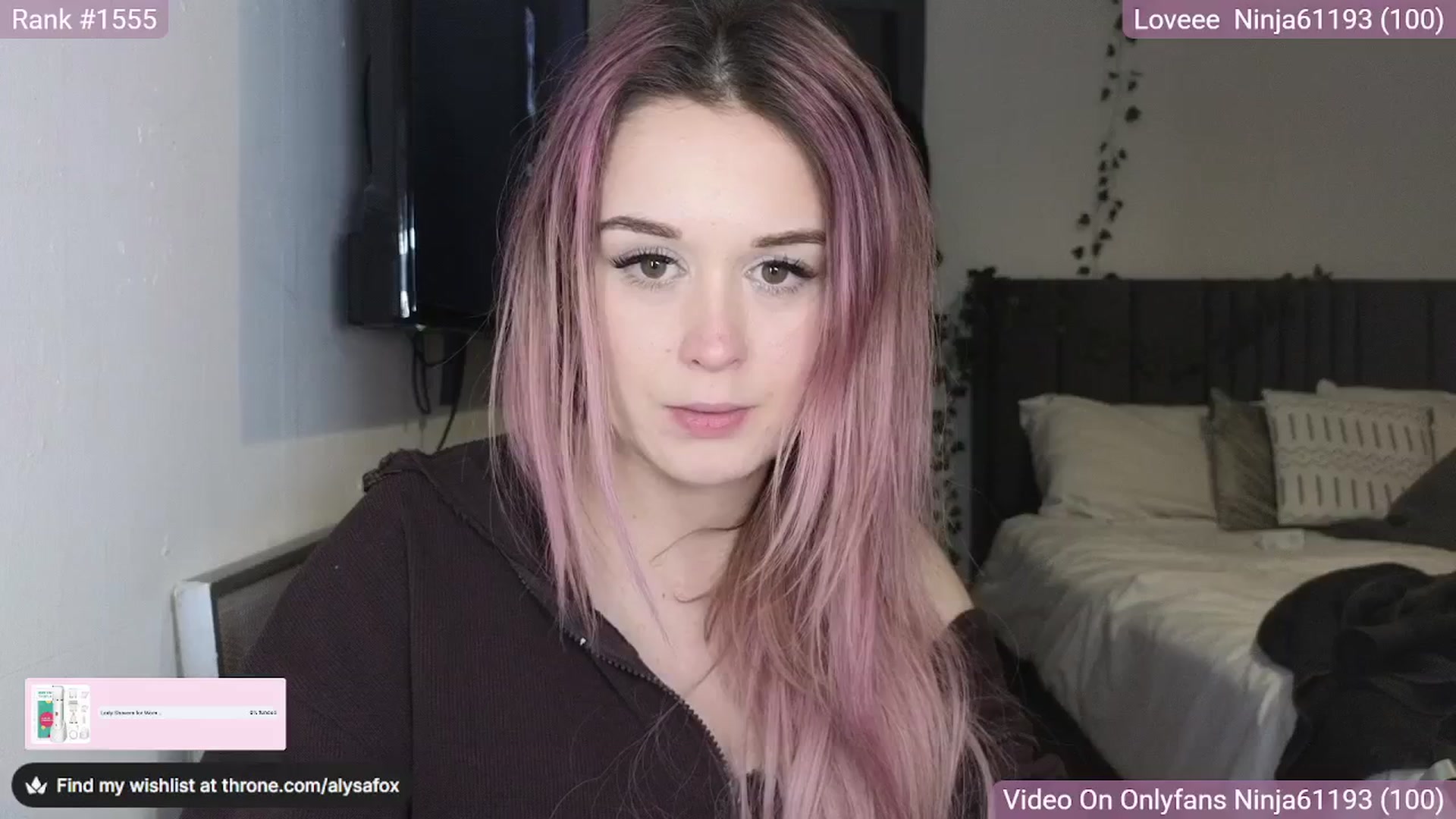 Gallery image thumbnail from AlysaFoxUK's myfreecams stream on, 03/31/2025, 23:54 image 8 of 20