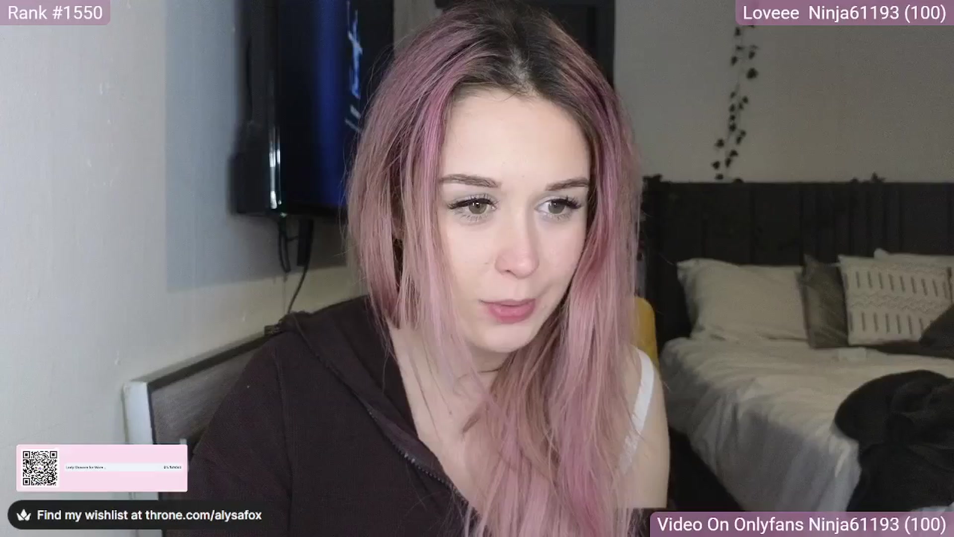 Gallery image thumbnail from AlysaFoxUK's myfreecams stream on, 03/31/2025, 23:54 image 9 of 20