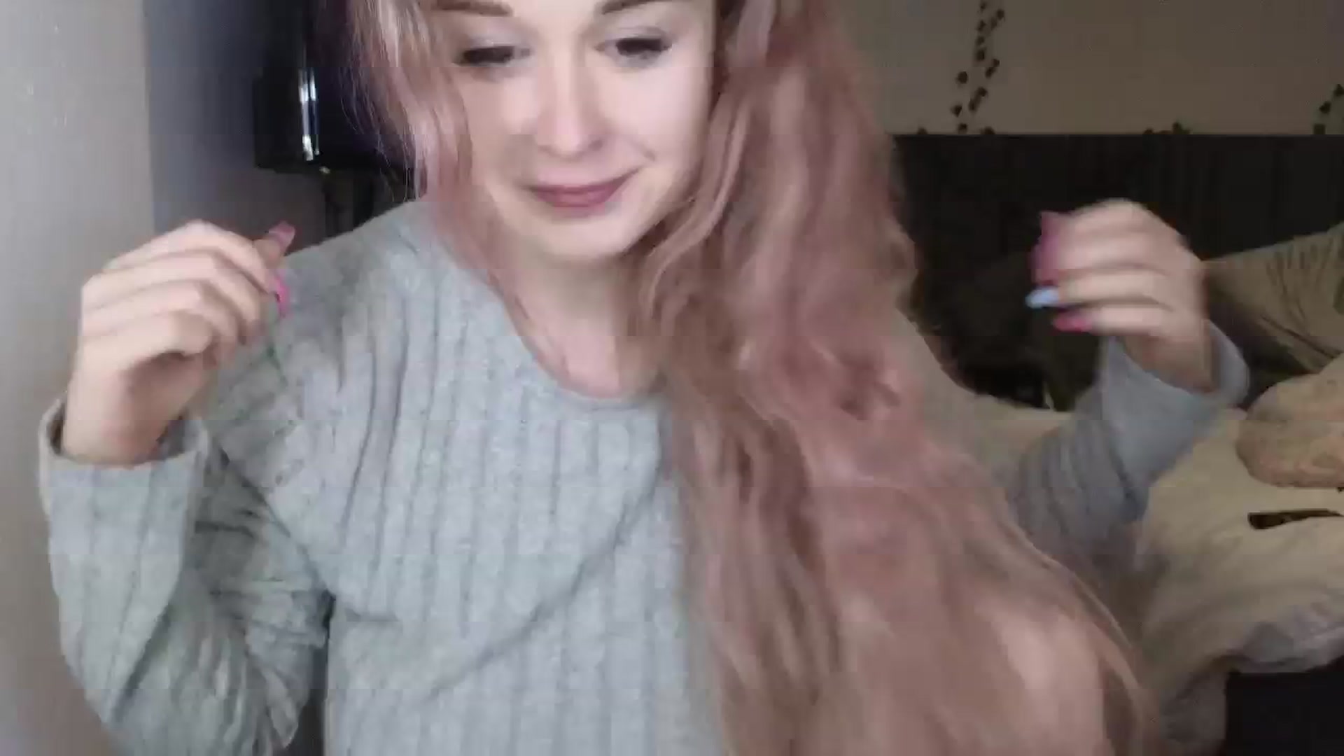 Gallery image thumbnail from AlysaFoxUK's myfreecams stream on, 04/03/2025, 24:10 image 1 of 20