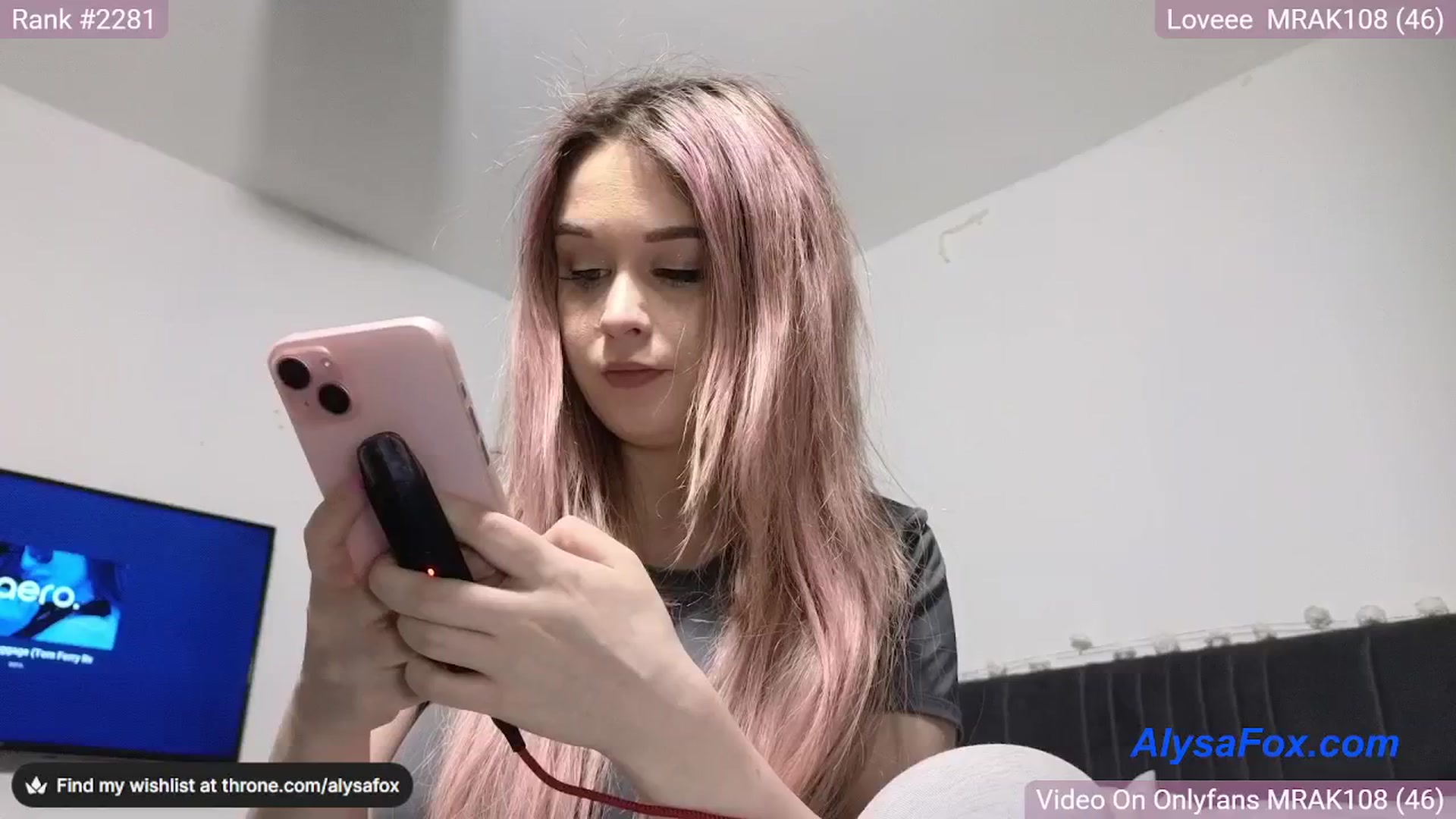 Gallery image thumbnail from AlysaFoxUK's myfreecams stream on, 04/07/2025, 23:42 image 13 of 20