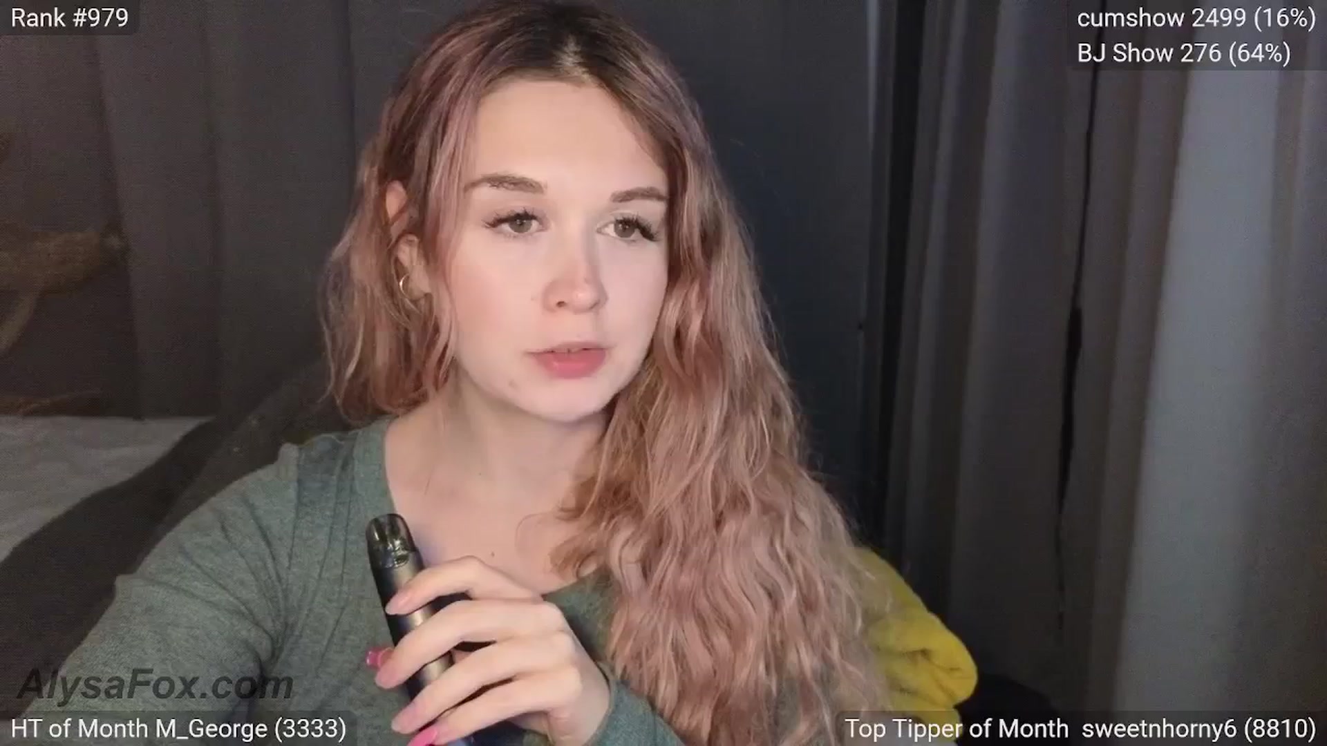 Gallery image thumbnail from AlysaFoxUK's myfreecams stream on, 04/13/2025, 20:24 image 3 of 20