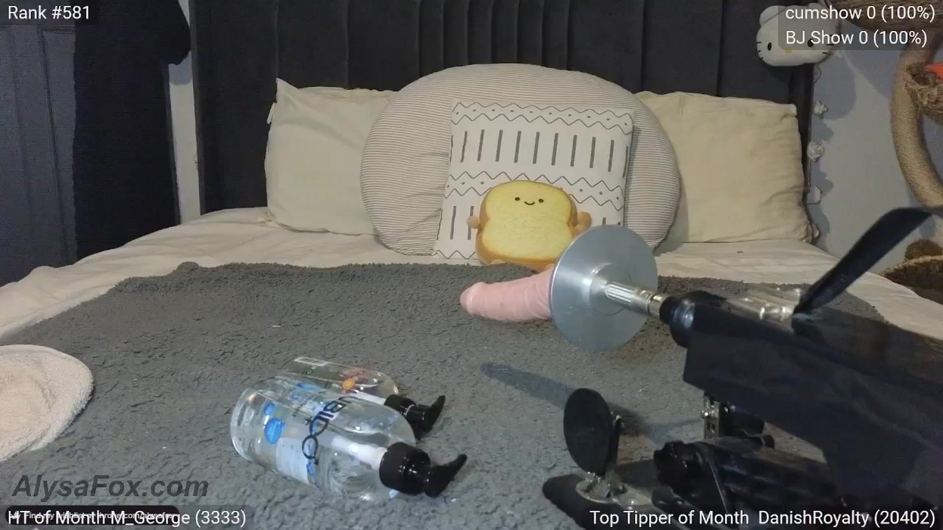 Gallery image thumbnail from AlysaFoxUK's myfreecams stream on, 04/17/2025, 23:13 image 10 of 20