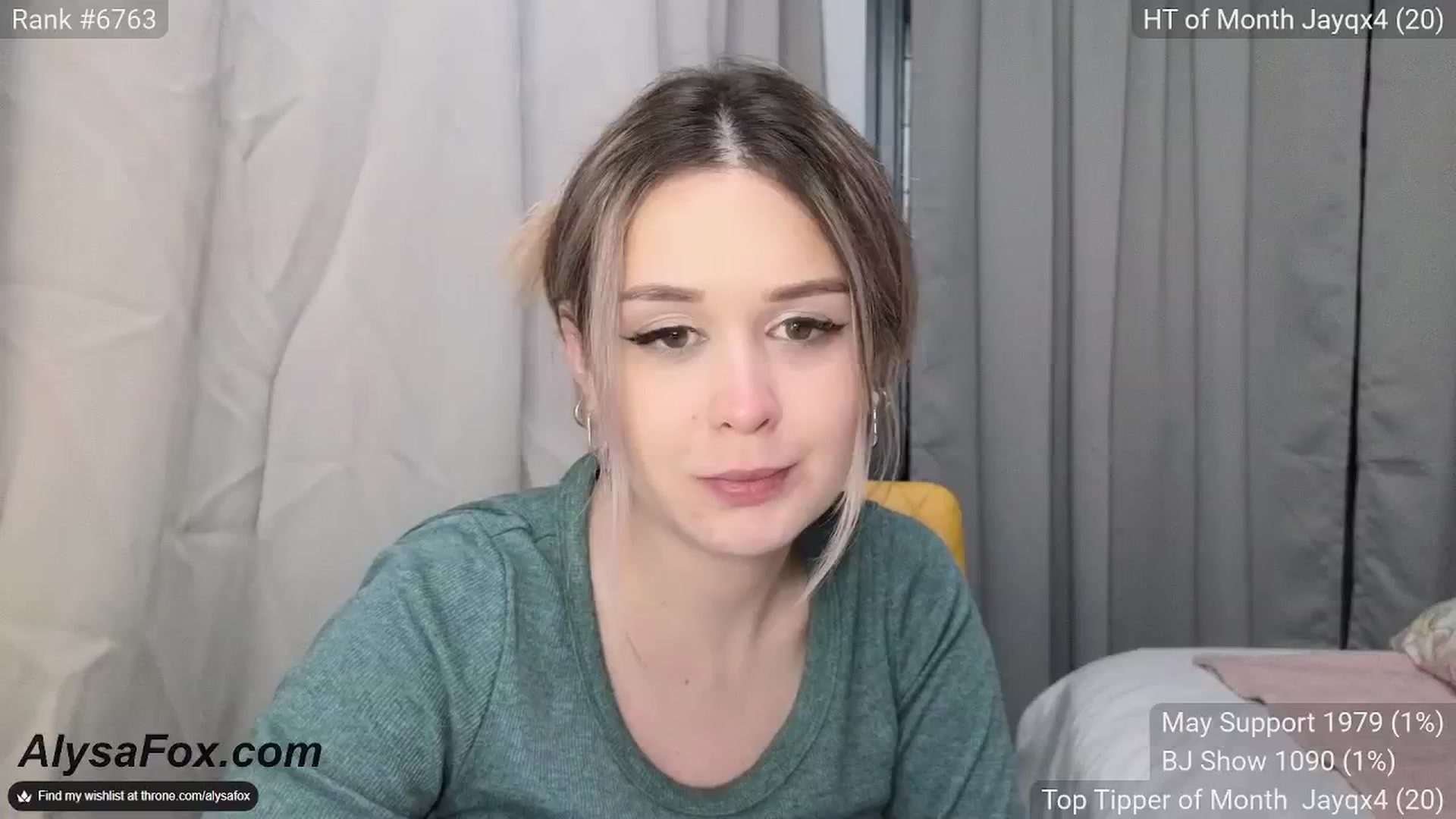 Gallery image thumbnail from AlysaFoxUK's myfreecams stream on, 05/07/2025, 22:15 image 16 of 20