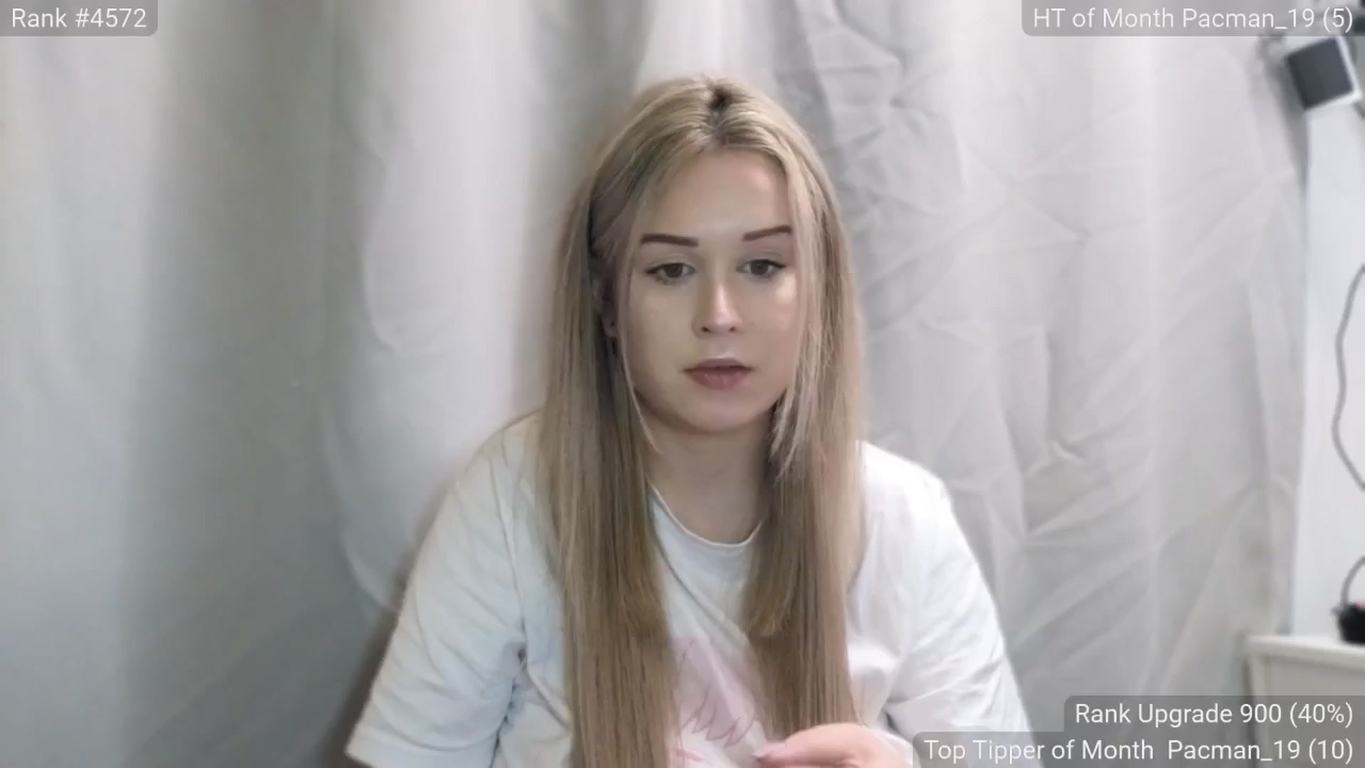 Gallery image thumbnail from AlysaFoxUK's myfreecams stream on, 06/02/2025, 22:22 image 9 of 20