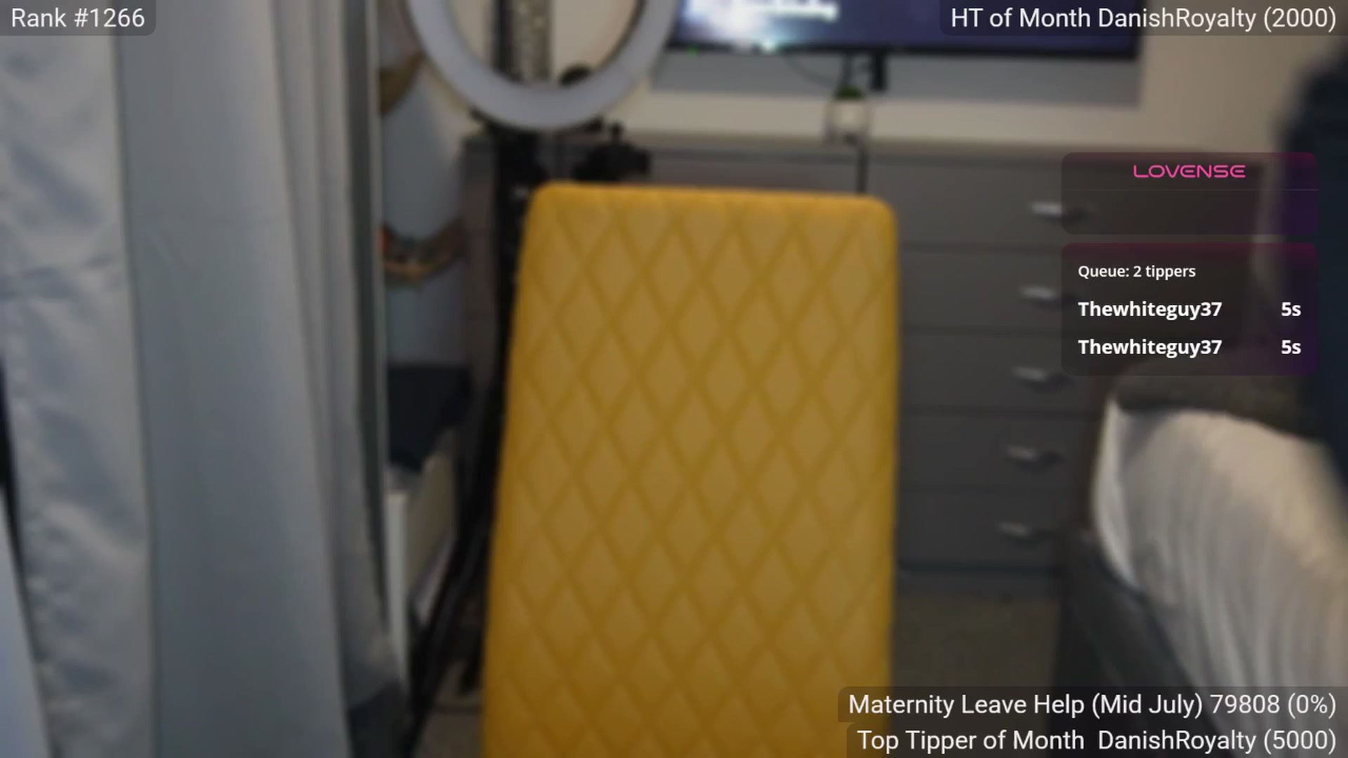 Gallery image thumbnail from AlysaFoxUK's myfreecams stream on, 06/04/2025, 22:32 image 13 of 20