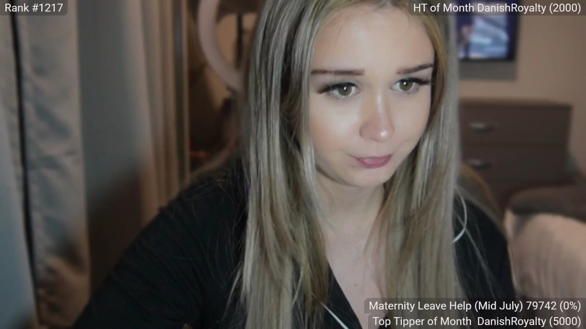 Gallery image thumbnail from AlysaFoxUK's myfreecams stream on, 06/04/2025, 22:32 image 20 of 20