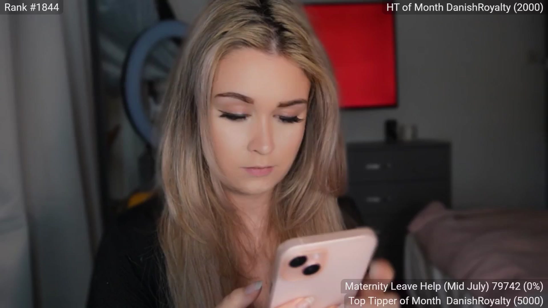 Gallery image thumbnail from AlysaFoxUK's myfreecams stream on, 06/06/2025, 22:58 image 1 of 20