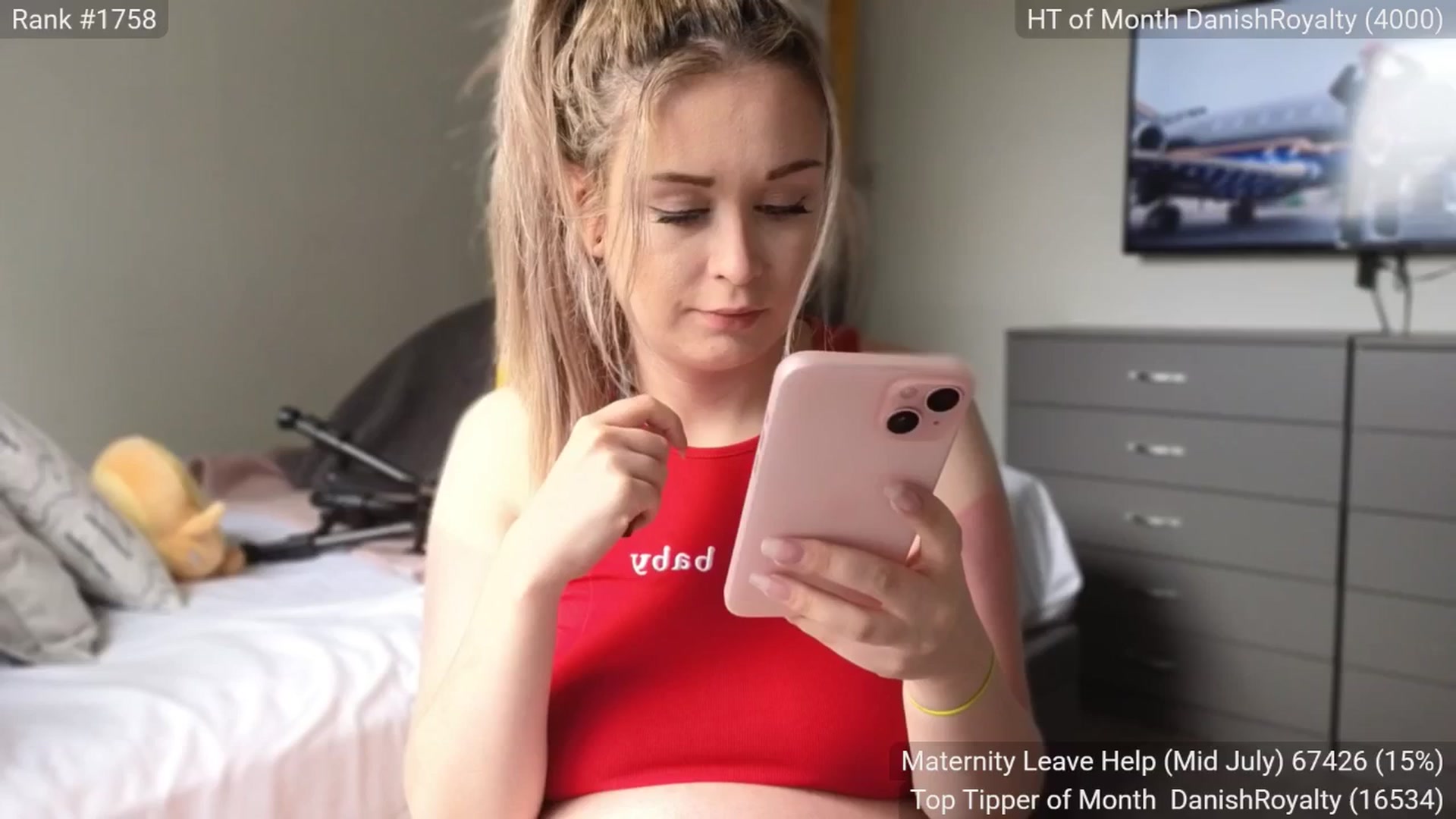 Gallery image thumbnail from Alysafox's myfreecams stream on, 06/17/2025, 17:32 image 20 of 20