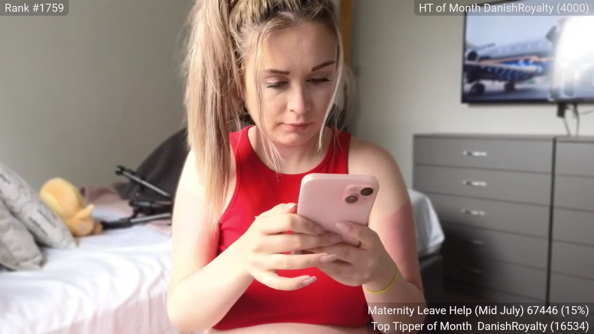 Gallery image thumbnail from Alysafox's myfreecams stream on, 06/17/2025, 17:32 image 17 of 20