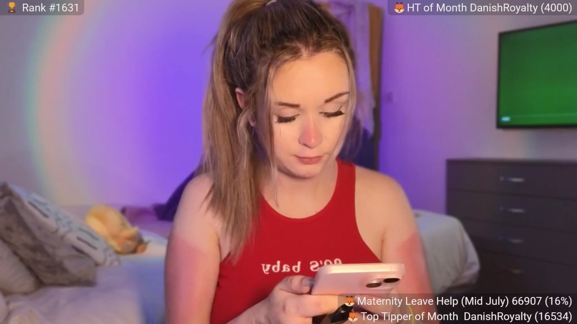 Gallery image thumbnail from Alysafox's myfreecams stream on, 06/17/2025, 21:07 image 12 of 20