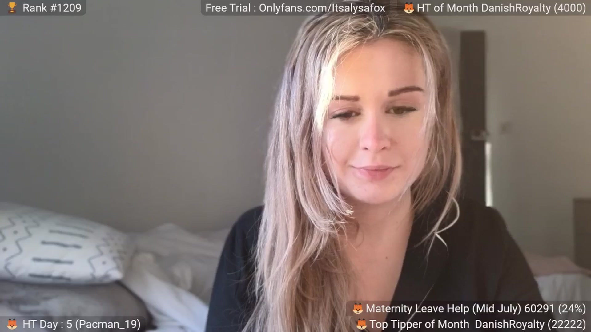Gallery image thumbnail from Alysafox's myfreecams stream on, 06/19/2025, 19:56 image 3 of 20