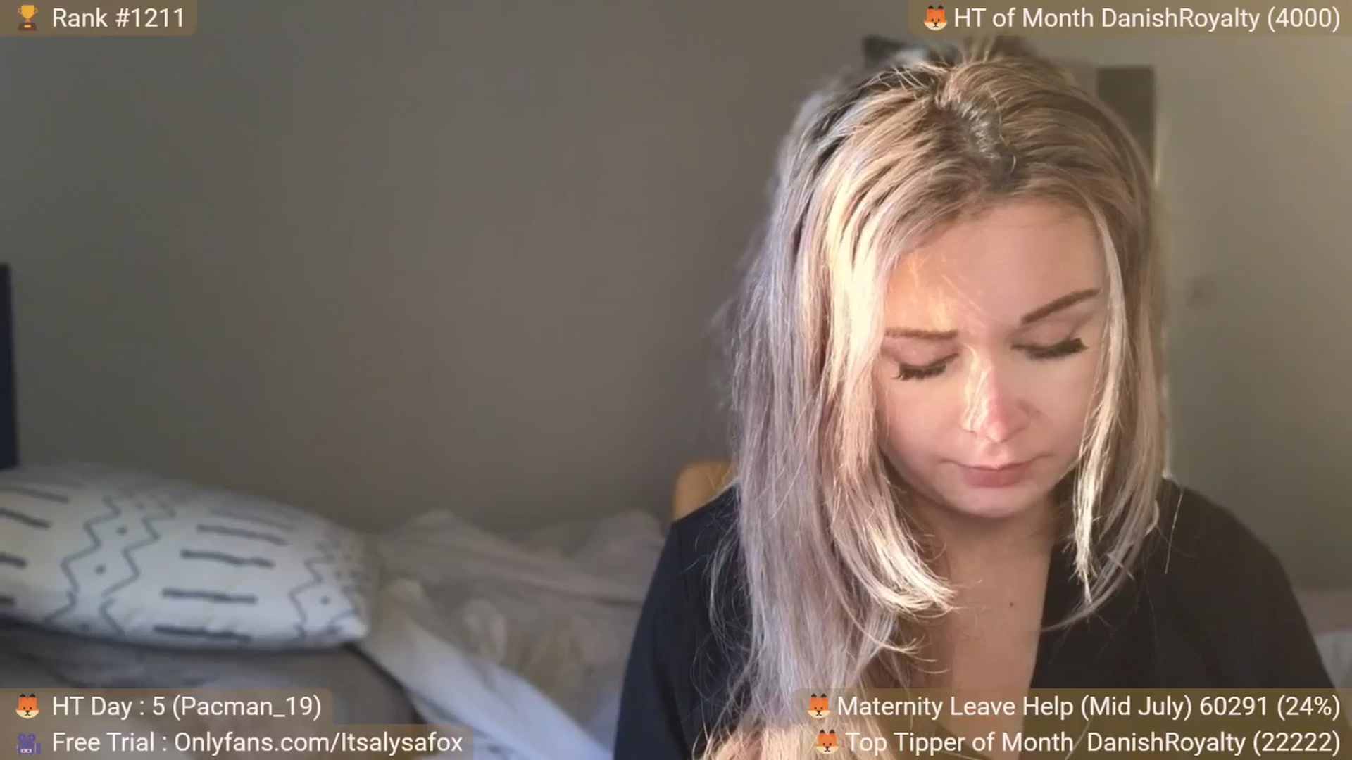Gallery image thumbnail from Alysafox's myfreecams stream on, 06/19/2025, 19:56 image 19 of 20