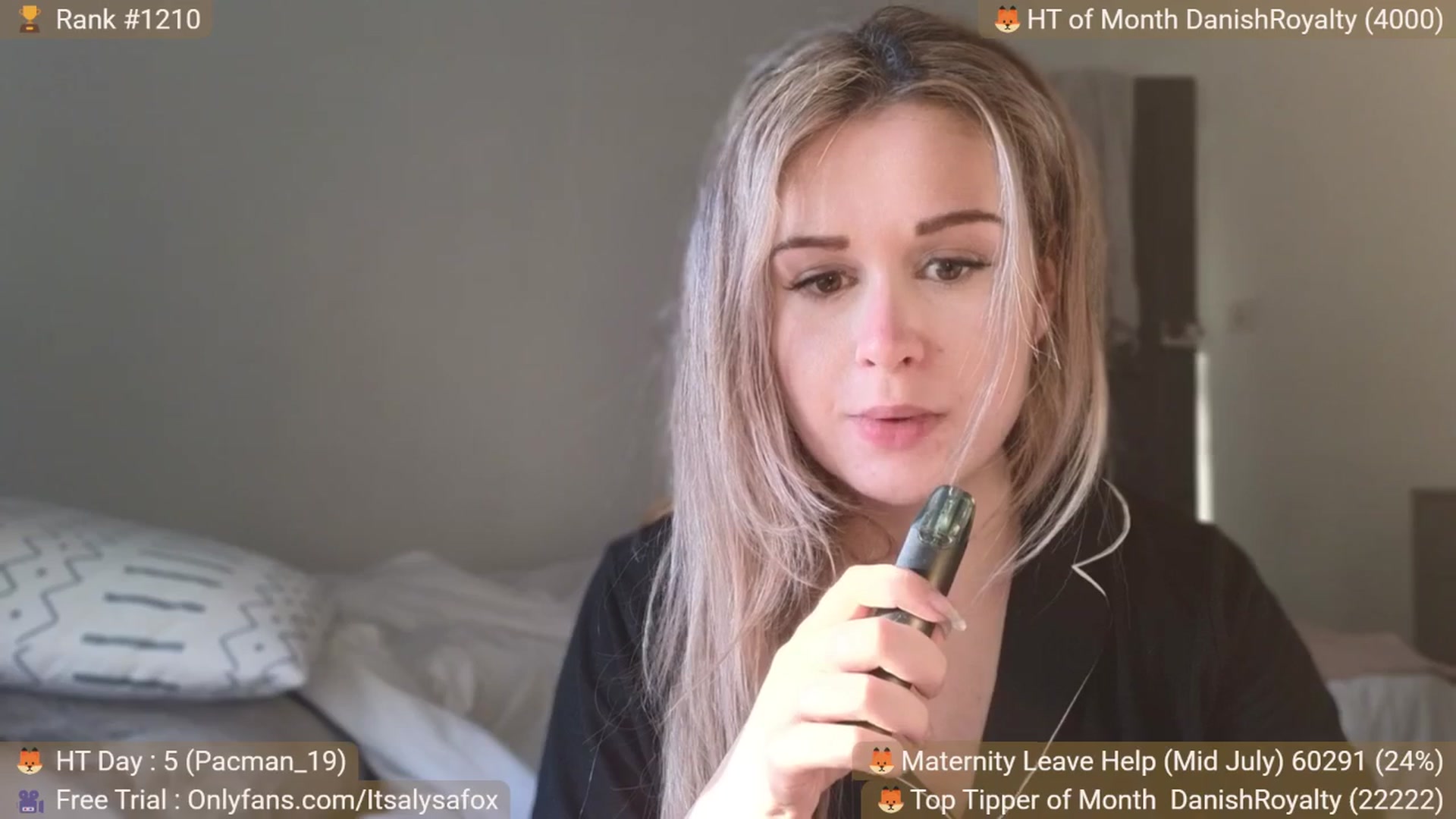 Gallery image thumbnail from Alysafox's myfreecams stream on, 06/19/2025, 19:56 image 7 of 20