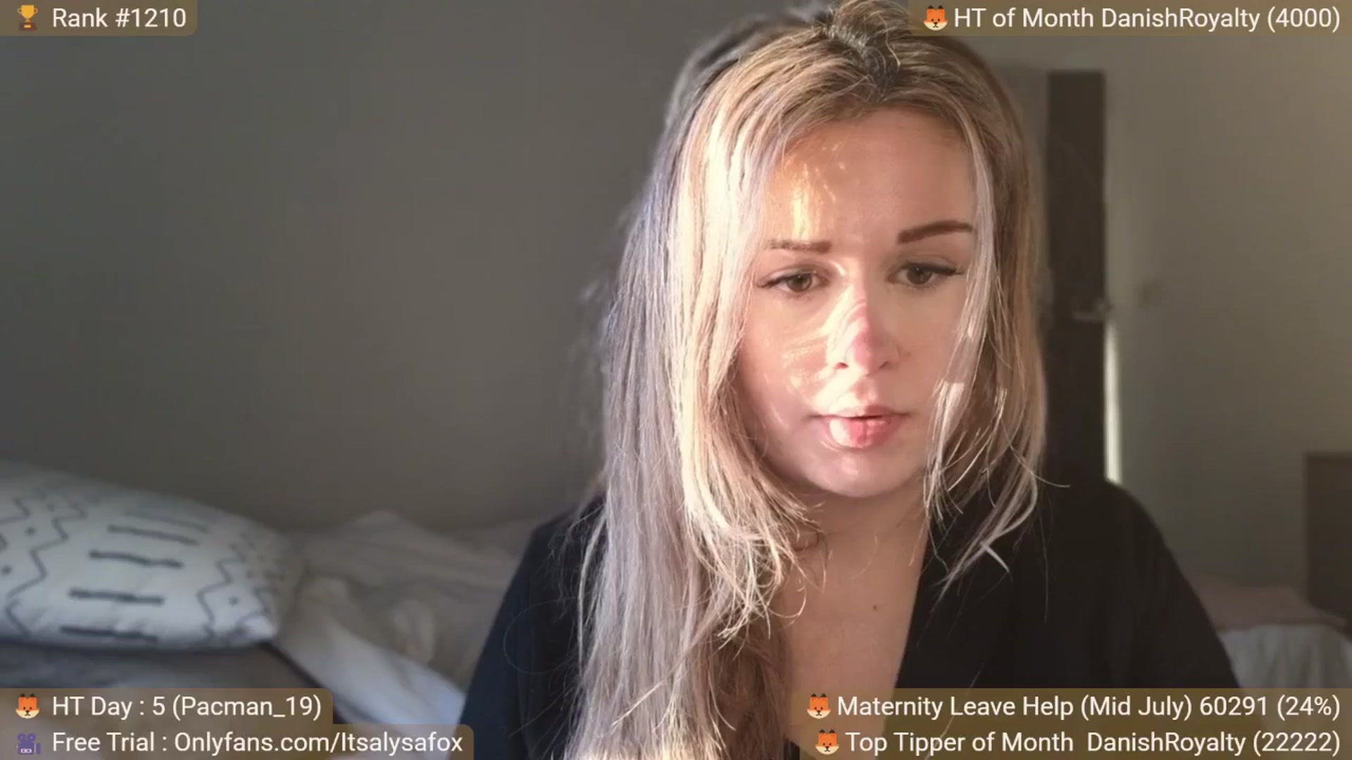 Gallery image thumbnail from Alysafox's myfreecams stream on, 06/19/2025, 19:56 image 12 of 20