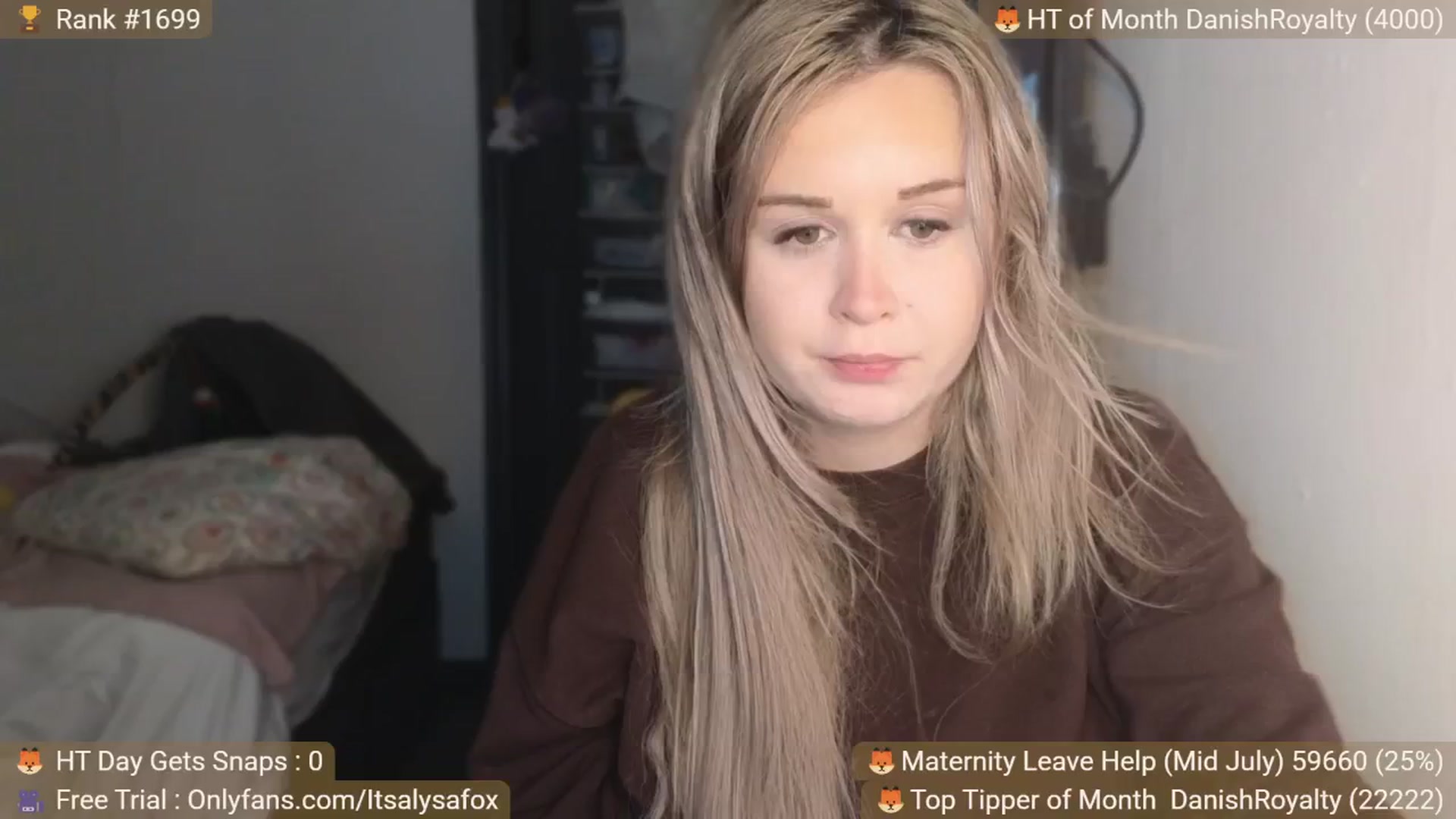 Gallery image thumbnail from Alysafox's myfreecams stream on, 06/27/2025, 22:05 image 7 of 20
