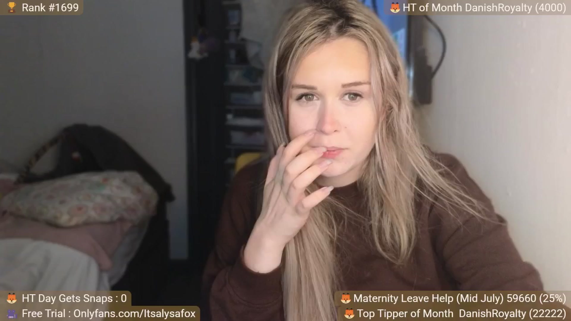 Gallery image thumbnail from Alysafox's myfreecams stream on, 06/27/2025, 22:05 image 4 of 20