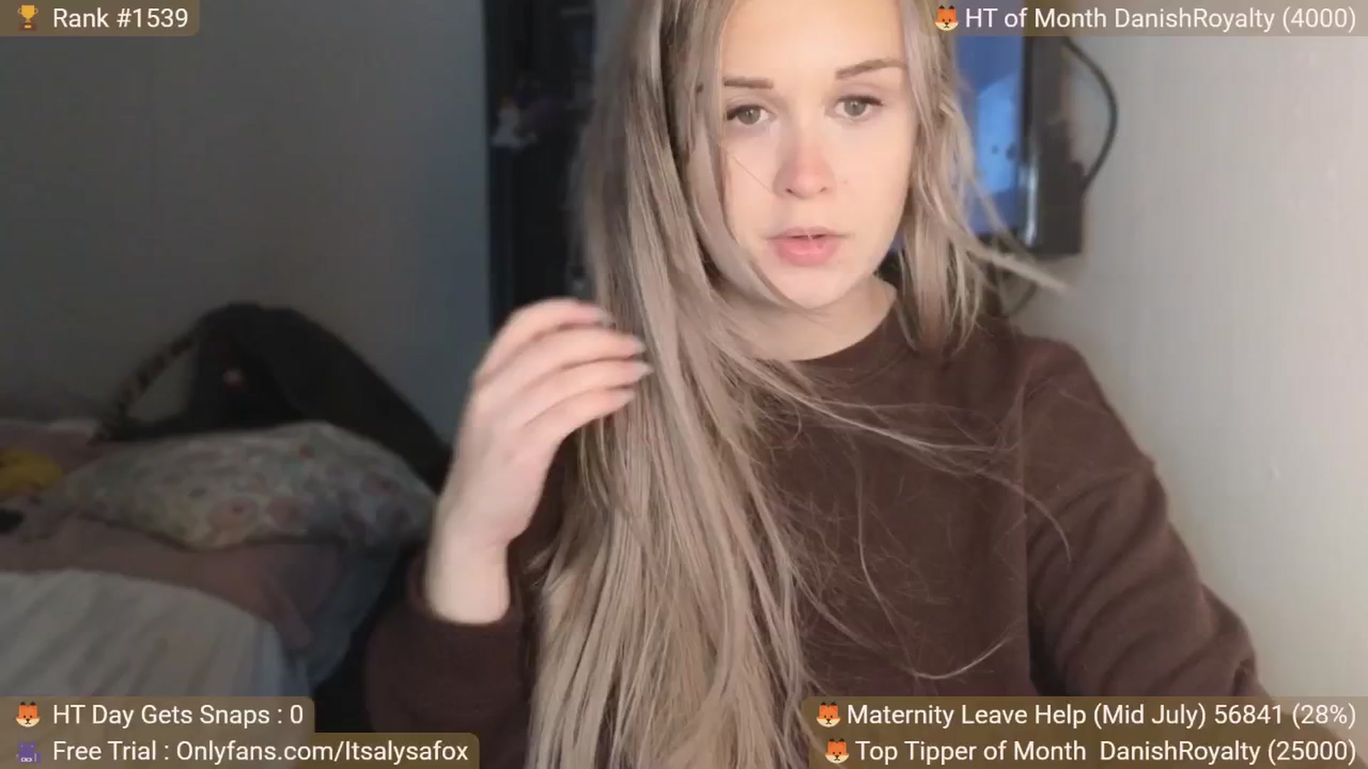 Gallery image thumbnail from Alysafox's myfreecams stream on, 06/27/2025, 22:05 image 20 of 20