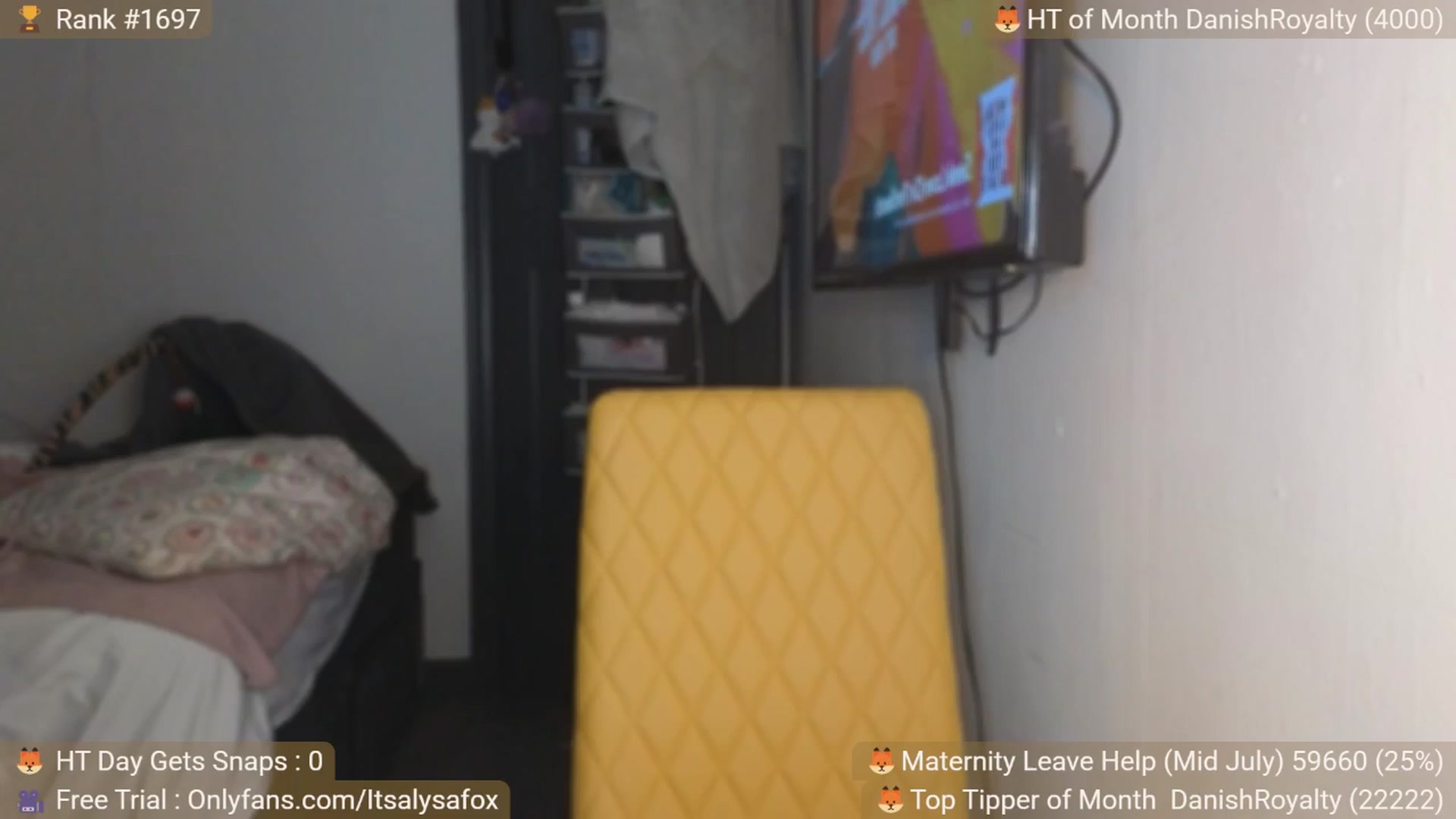 Gallery image thumbnail from Alysafox's myfreecams stream on, 06/27/2025, 22:05 image 2 of 20