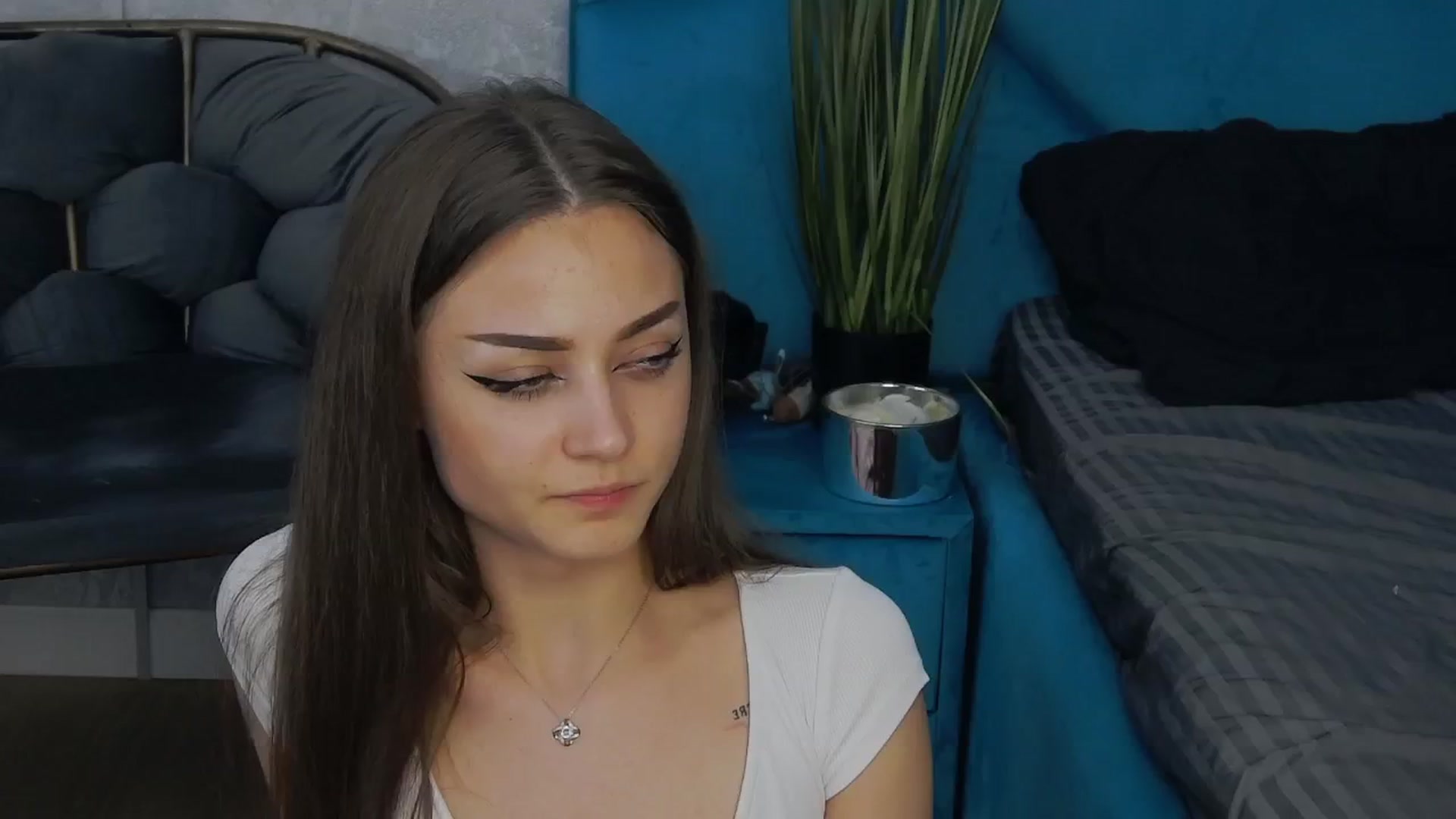 Gallery image thumbnail from Alysereuse's myfreecams stream on, 10/08/2024, 15:02 image 16 of 20