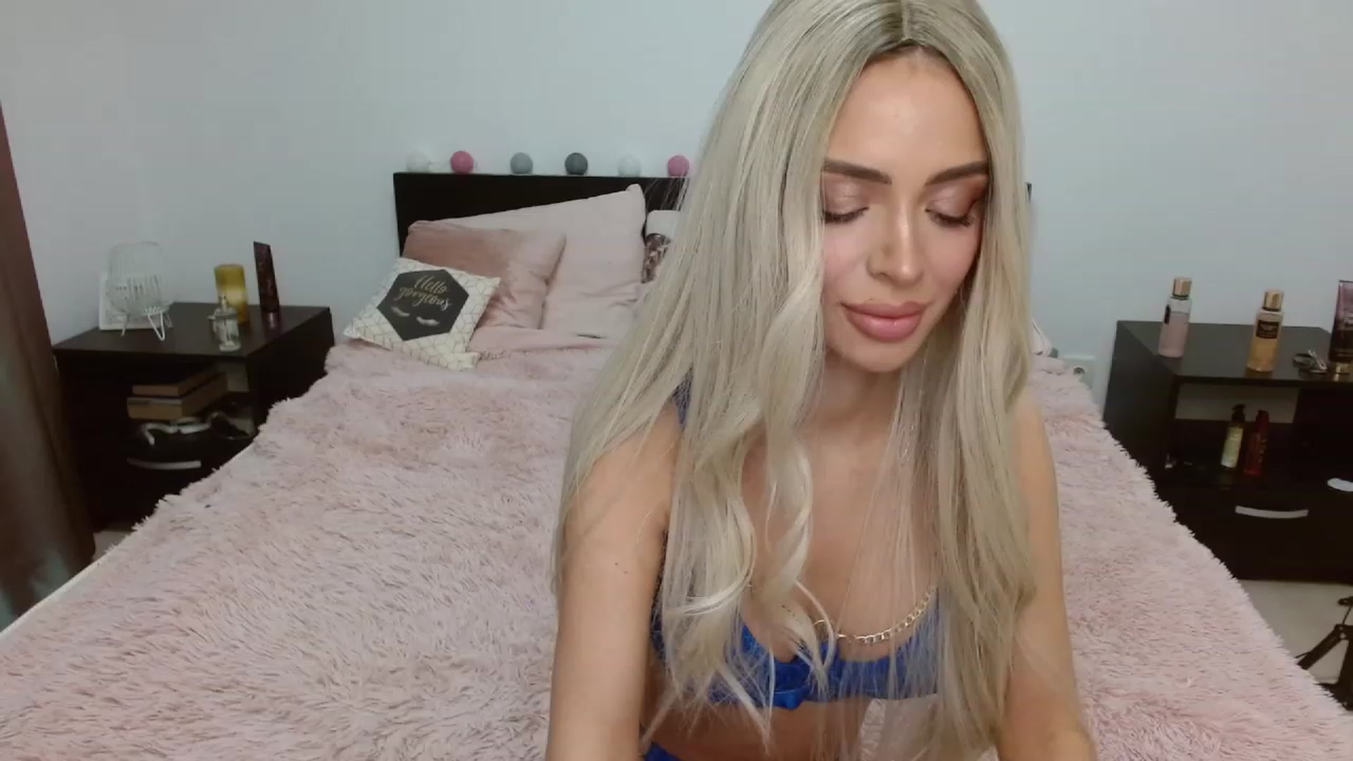Gallery image thumbnail from AlysonBaby's myfreecams stream on, 04/23/2023, 02:50 image 1 of 20