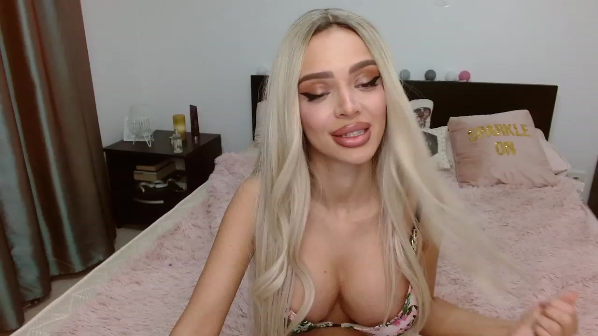 Gallery image thumbnail from AlysonBaby's myfreecams stream on, 04/30/2023, 20:56 image 19 of 20
