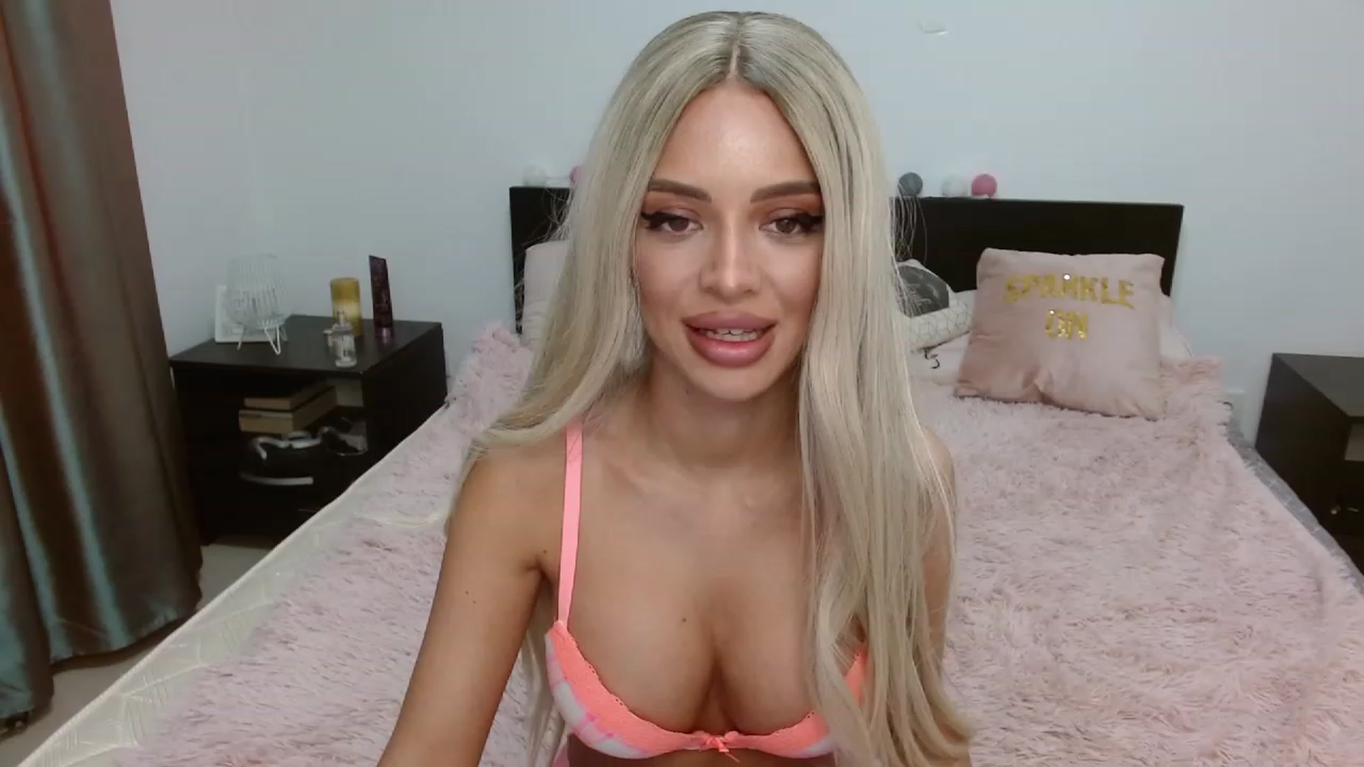 Gallery image thumbnail from AlysonBaby's myfreecams stream on, 05/07/2023, 02:17 image 8 of 20