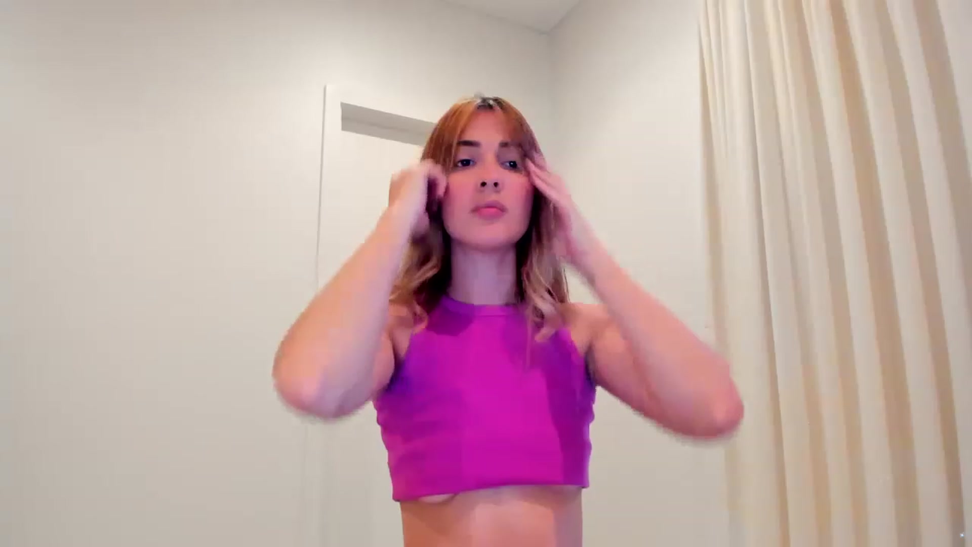Gallery image thumbnail from Alysonluvv's myfreecams stream on, 03/28/2023, 06:43 image 16 of 20