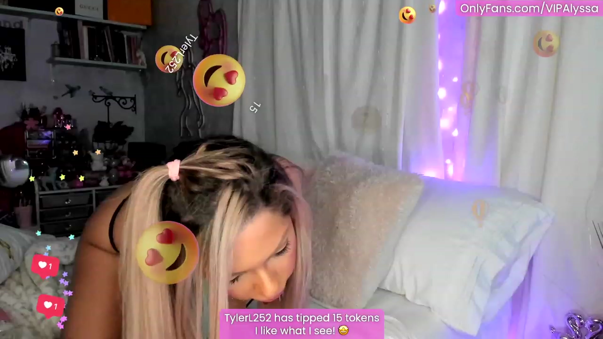 Gallery image thumbnail from Alyssa's myfreecams stream on, 01/01/2023, 09:45 image 15 of 20
