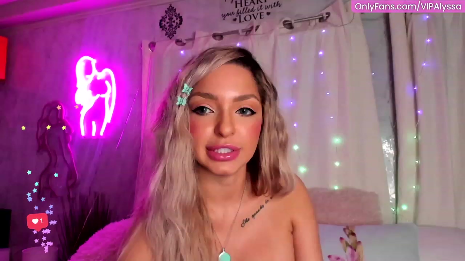 Gallery image thumbnail from Alyssa's myfreecams stream on, 01/17/2023, 07:50 image 3 of 20