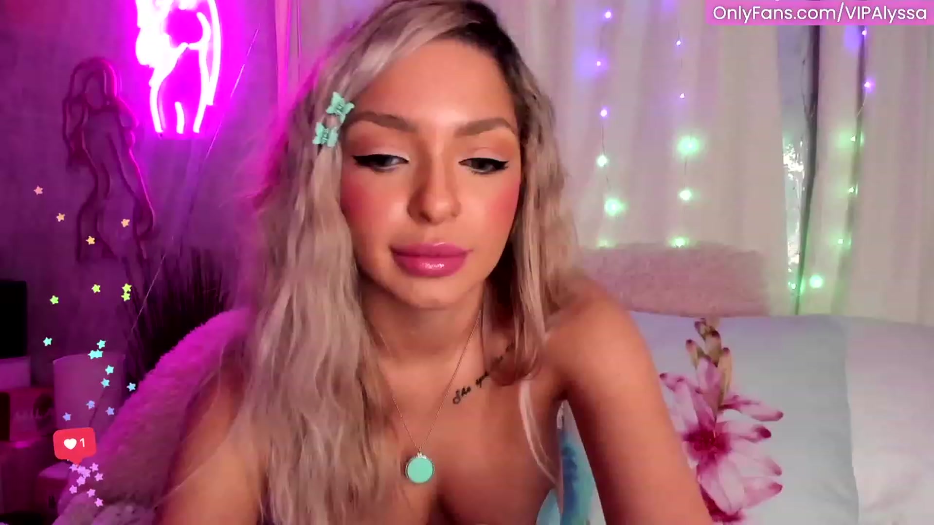 Gallery image thumbnail from Alyssa's myfreecams stream on, 01/17/2023, 07:50 image 9 of 20