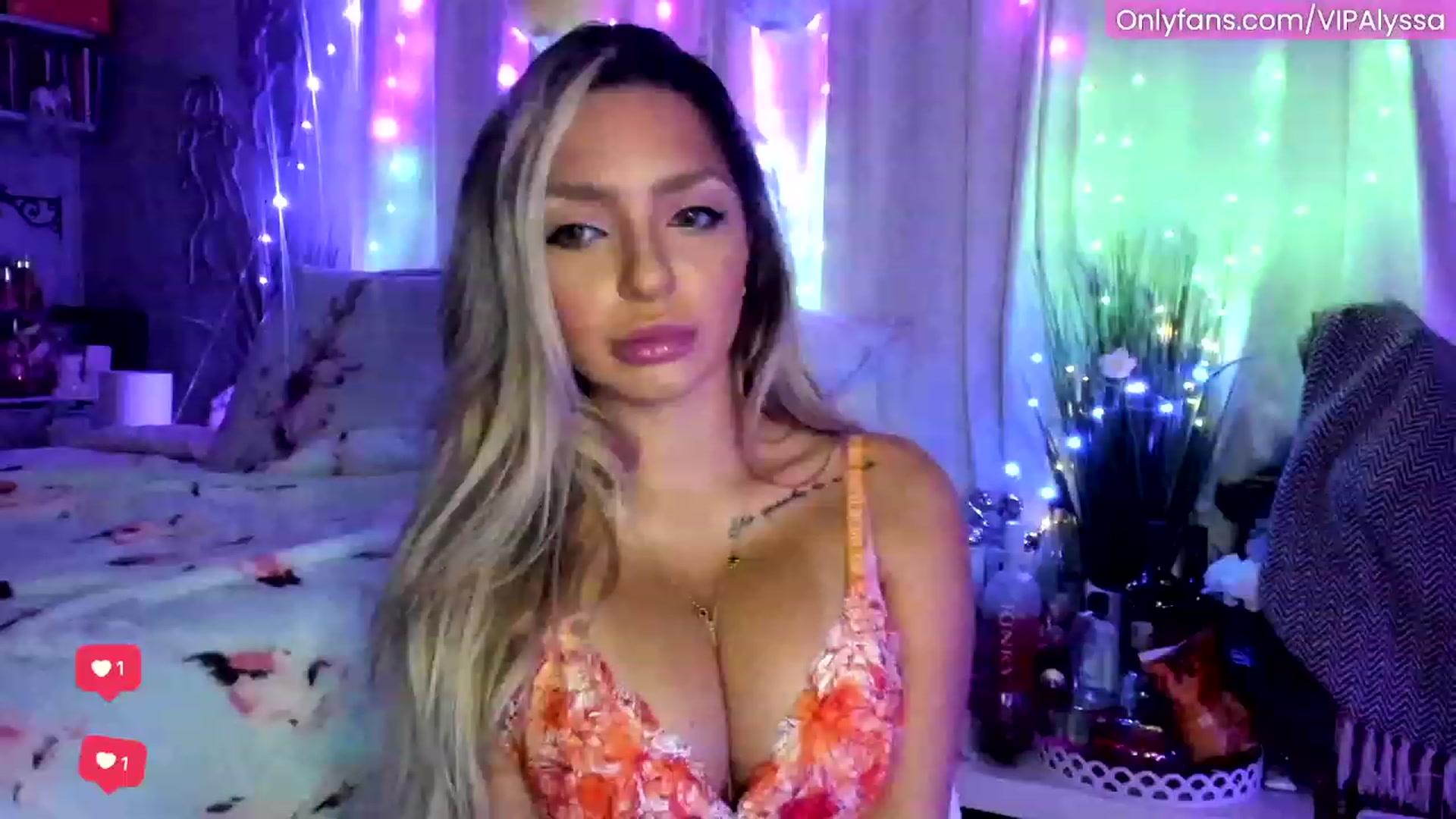 Gallery image thumbnail from Alyssa's myfreecams stream on, 08/30/2023, 07:34 image 12 of 20