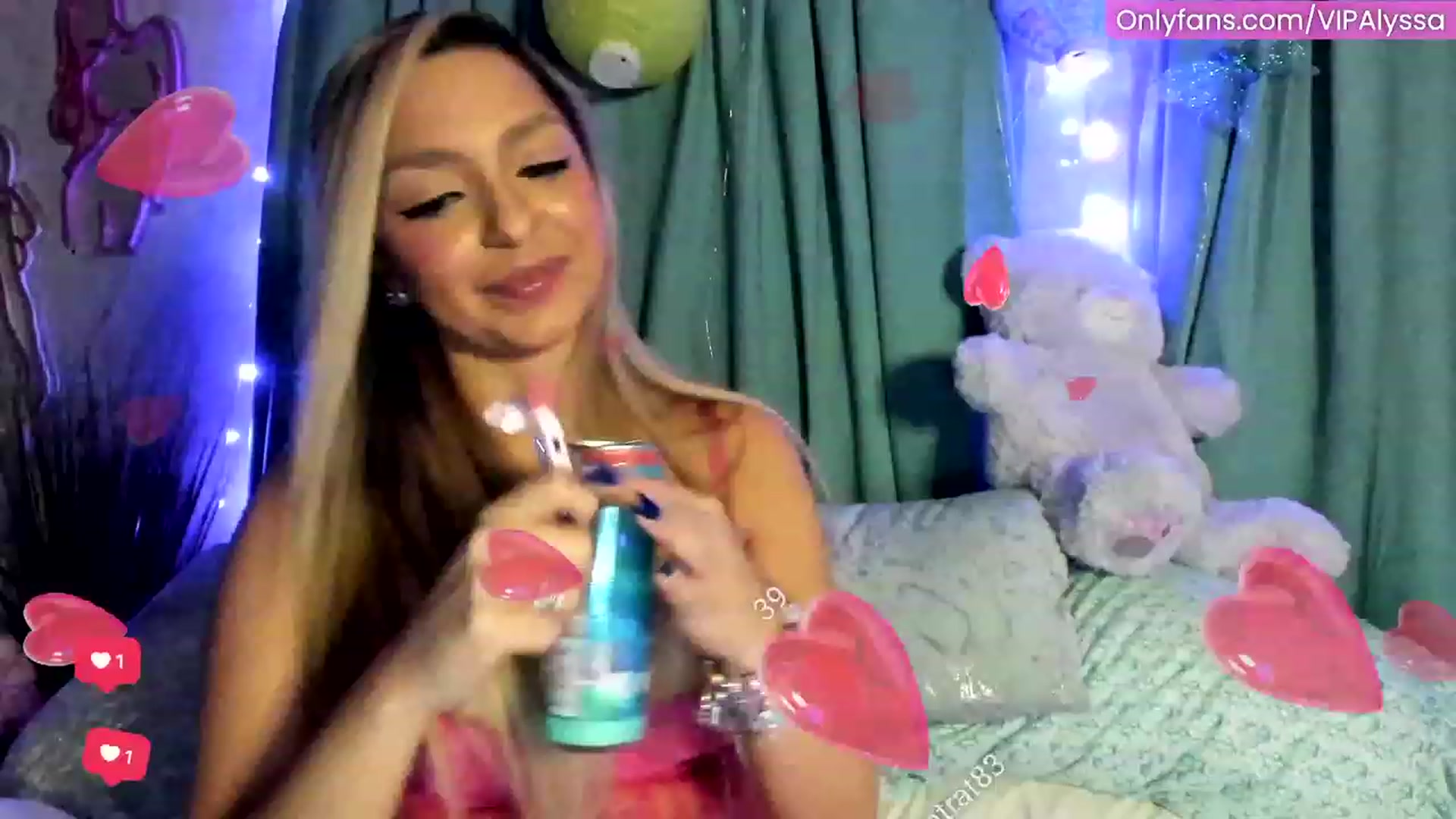 Gallery image thumbnail from Alyssa's myfreecams stream on, 01/13/2024, 09:36 image 14 of 20