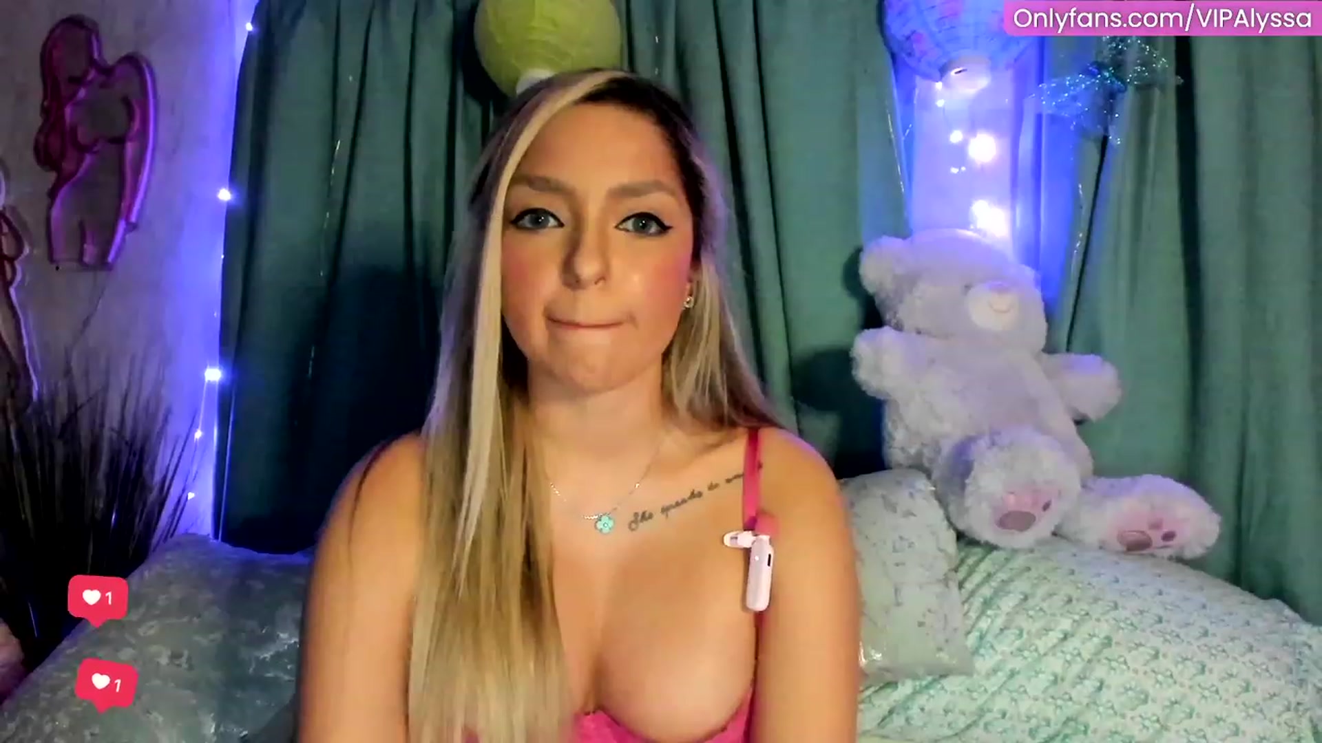 Gallery image thumbnail from Alyssa's myfreecams stream on, 01/13/2024, 09:36 image 8 of 20