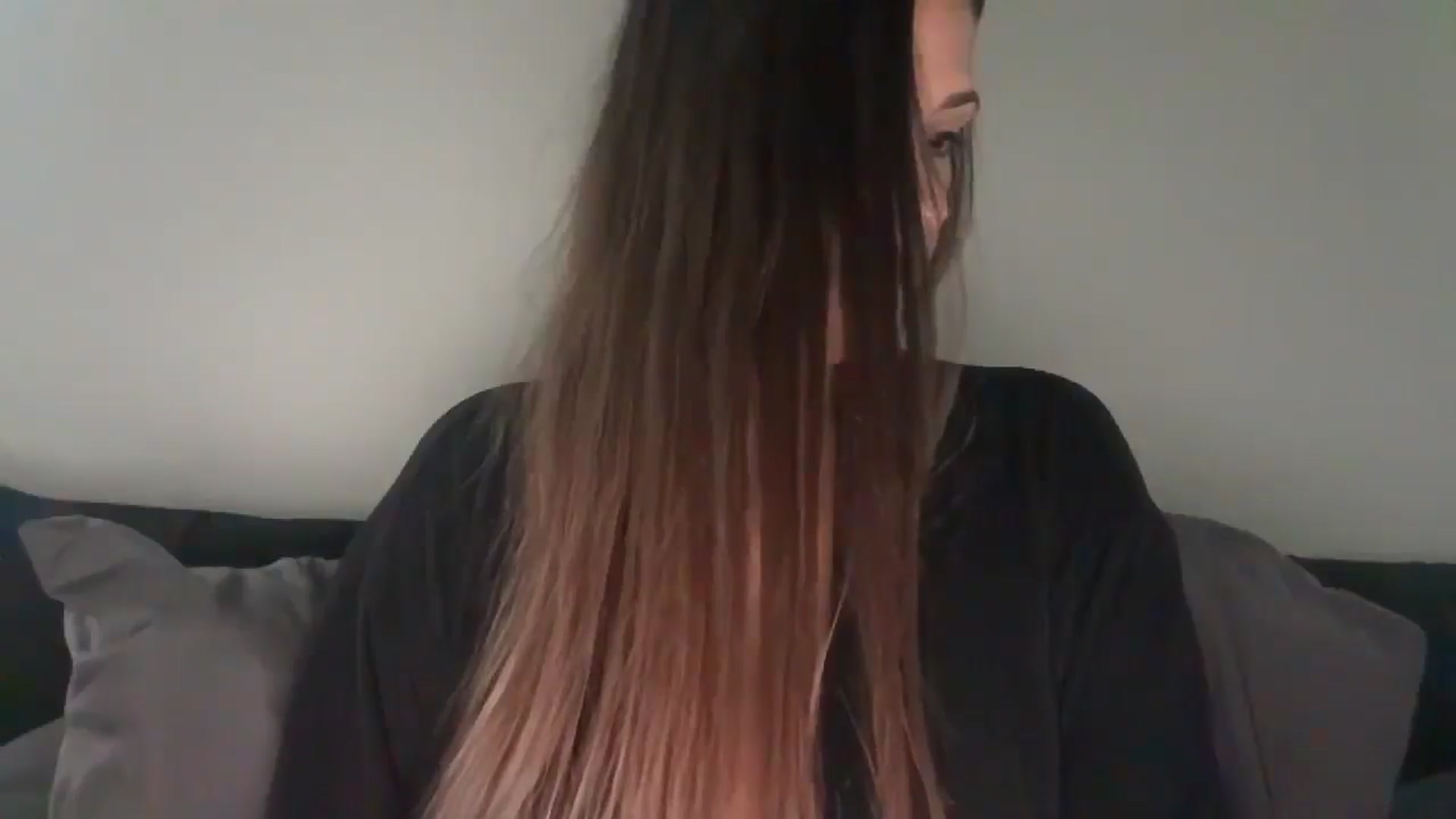 Gallery image thumbnail from AlyssaJones's myfreecams stream on, 09/15/2025, 20:54 image 13 of 20