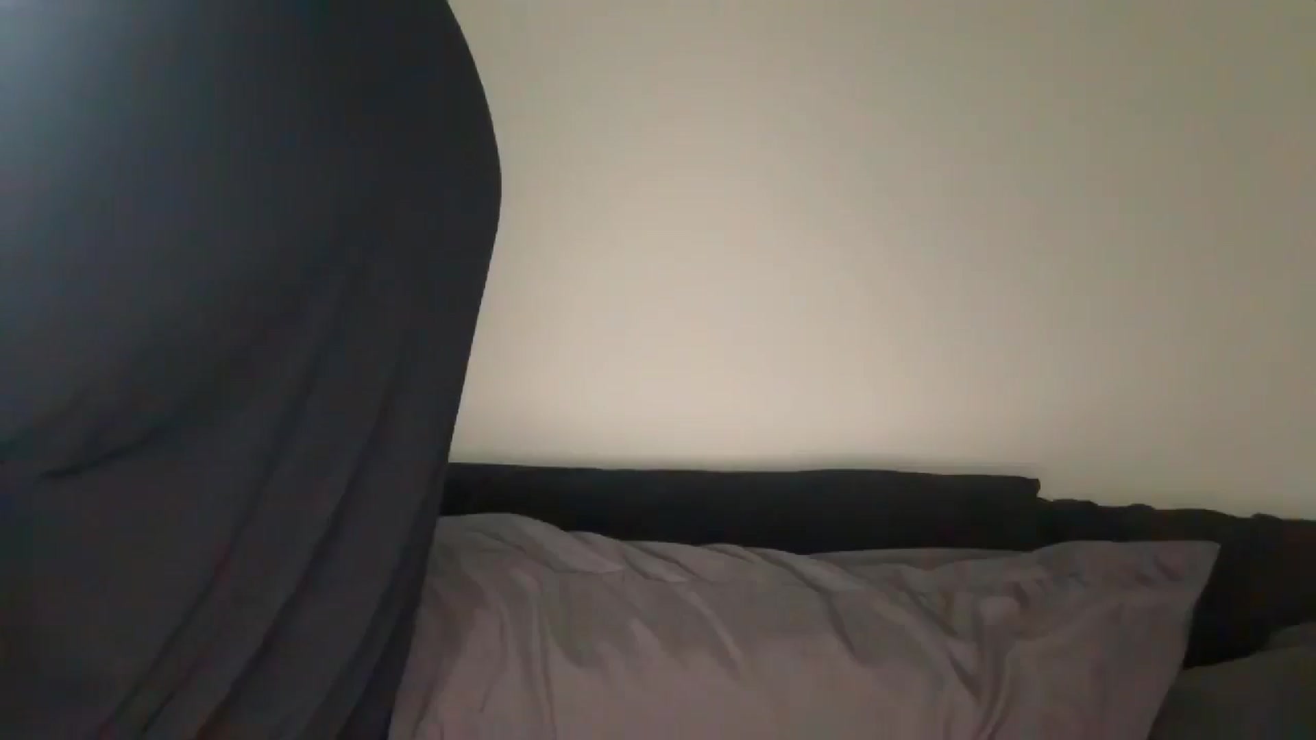 Gallery image thumbnail from AlyssaJones's myfreecams stream on, 09/16/2025, 17:43 image 13 of 20