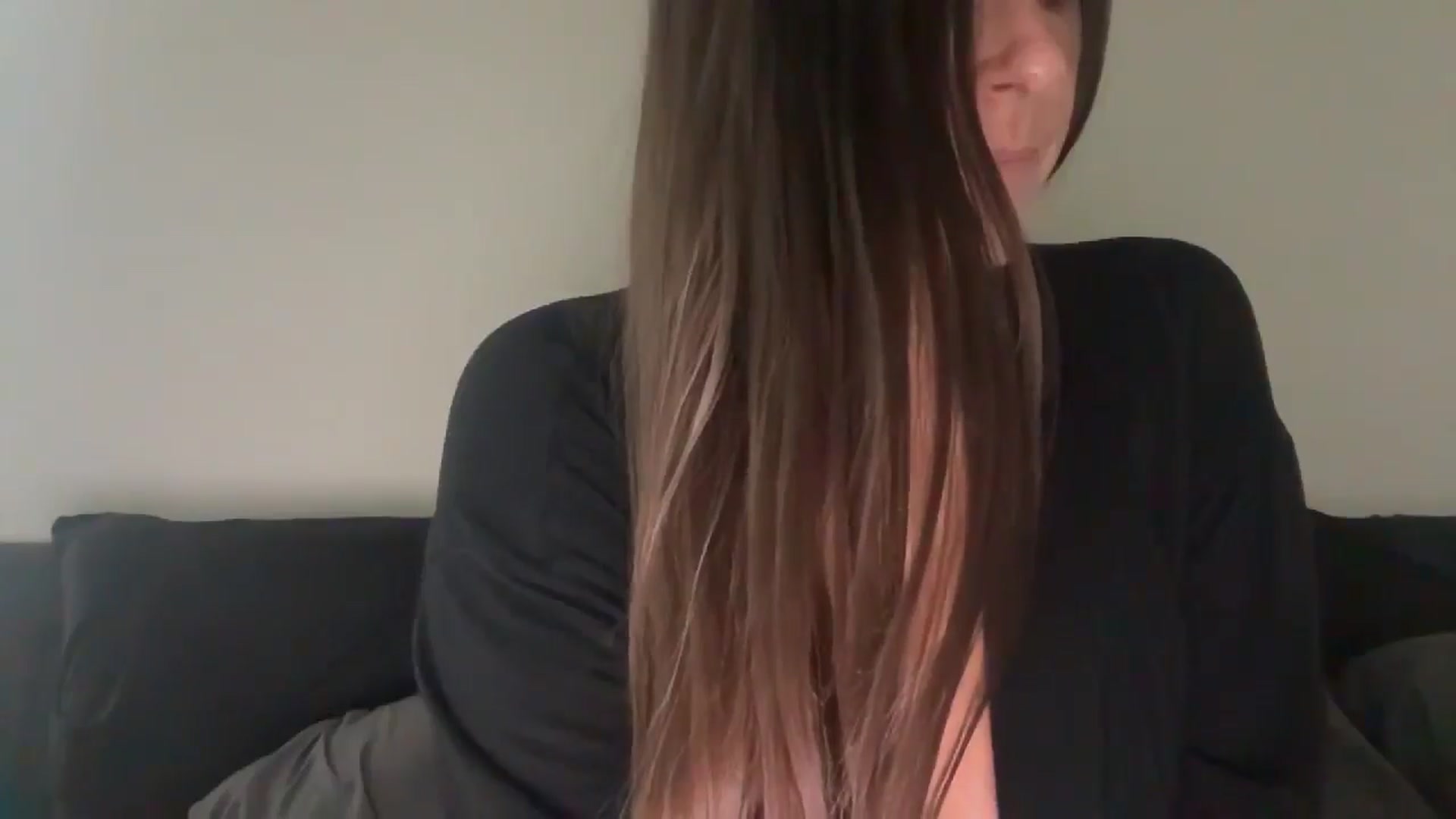 Gallery image thumbnail from AlyssaJones's myfreecams stream on, 09/23/2025, 19:18 image 4 of 20