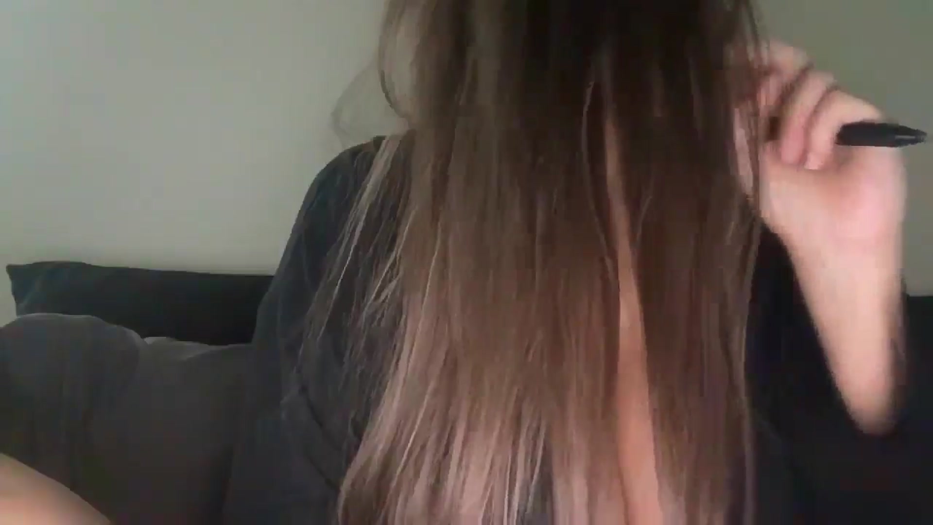 Gallery image thumbnail from AlyssaJones's myfreecams stream on, 10/29/2025, 20:49 image 12 of 20