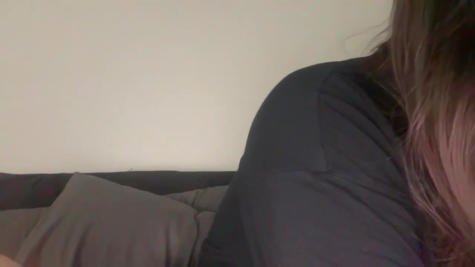 Gallery image thumbnail from AlyssaJones's myfreecams stream on, 01/26/2026, 21:41 image 15 of 20