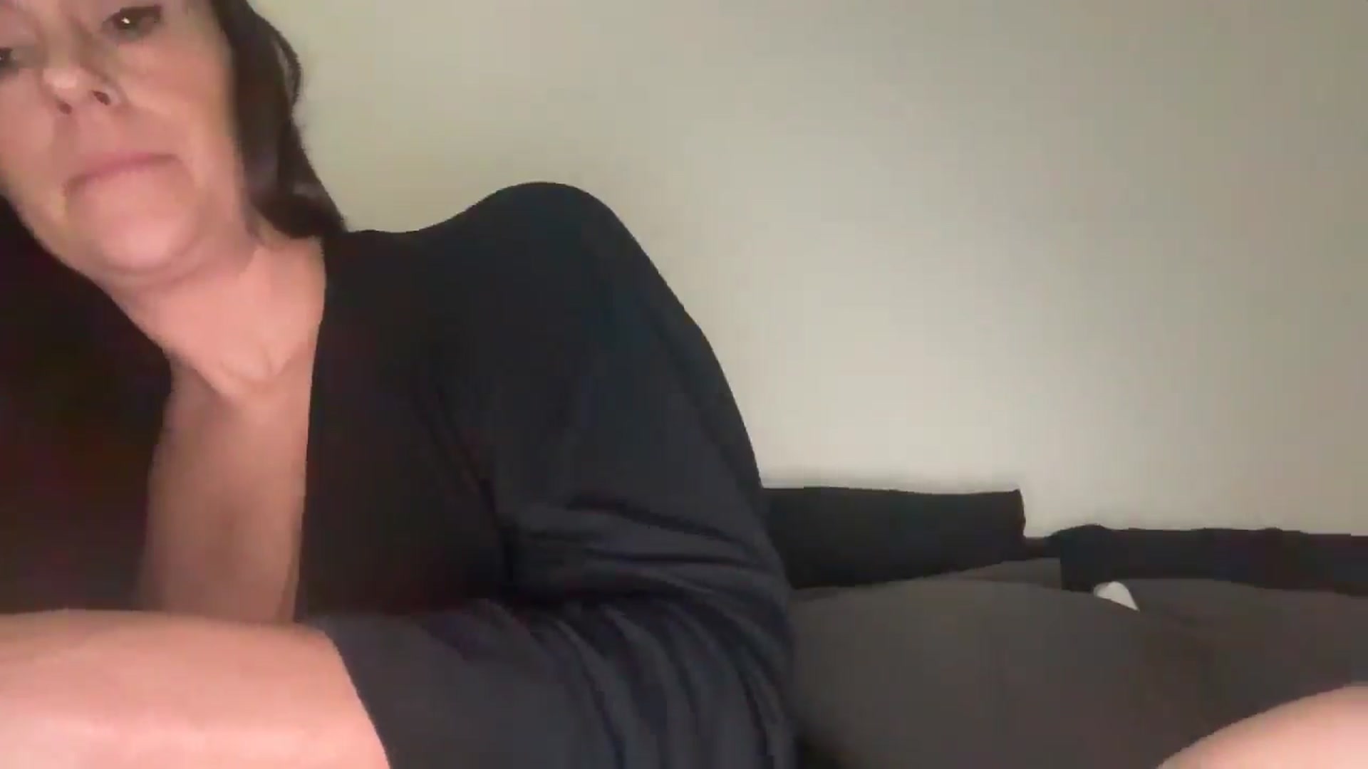 Gallery image thumbnail from AlyssaJones's myfreecams stream on, 02/20/2026, 20:15 image 8 of 20