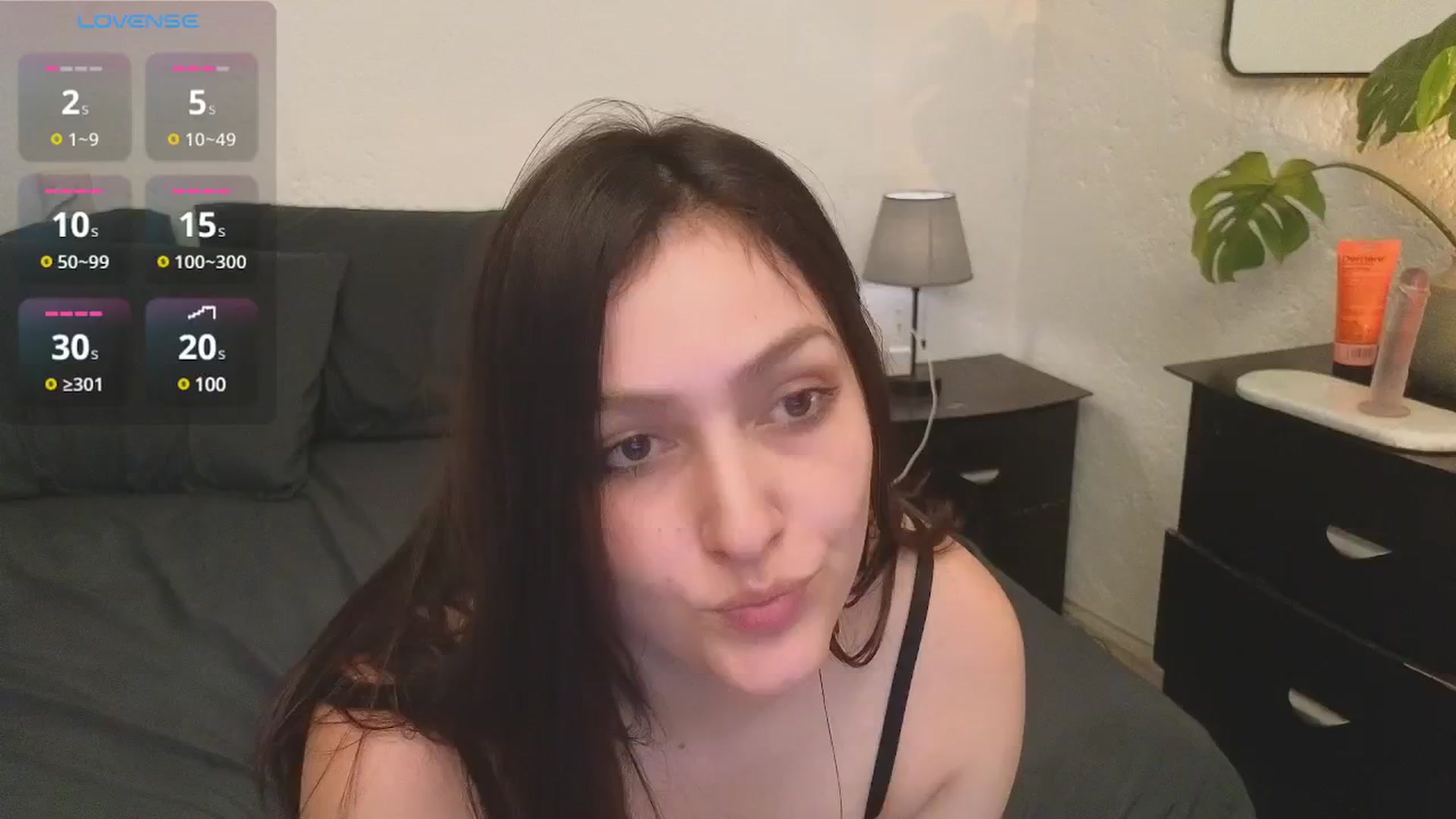 Gallery image thumbnail from AlyssaM's myfreecams stream on, 04/07/2025, 06:20 image 7 of 20