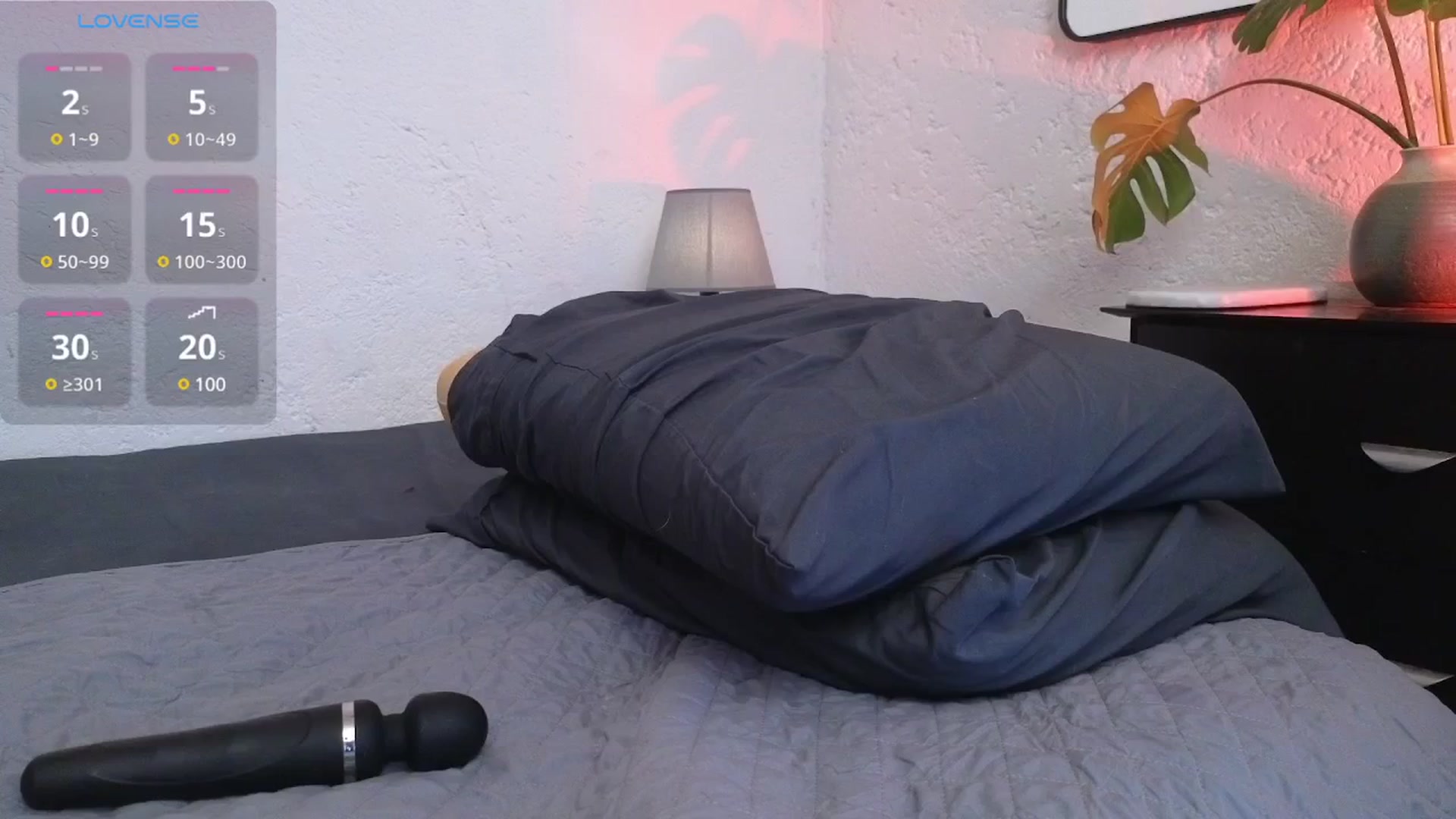 Gallery image thumbnail from AlyssaM's myfreecams stream on, 04/09/2025, 22:48 image 16 of 20